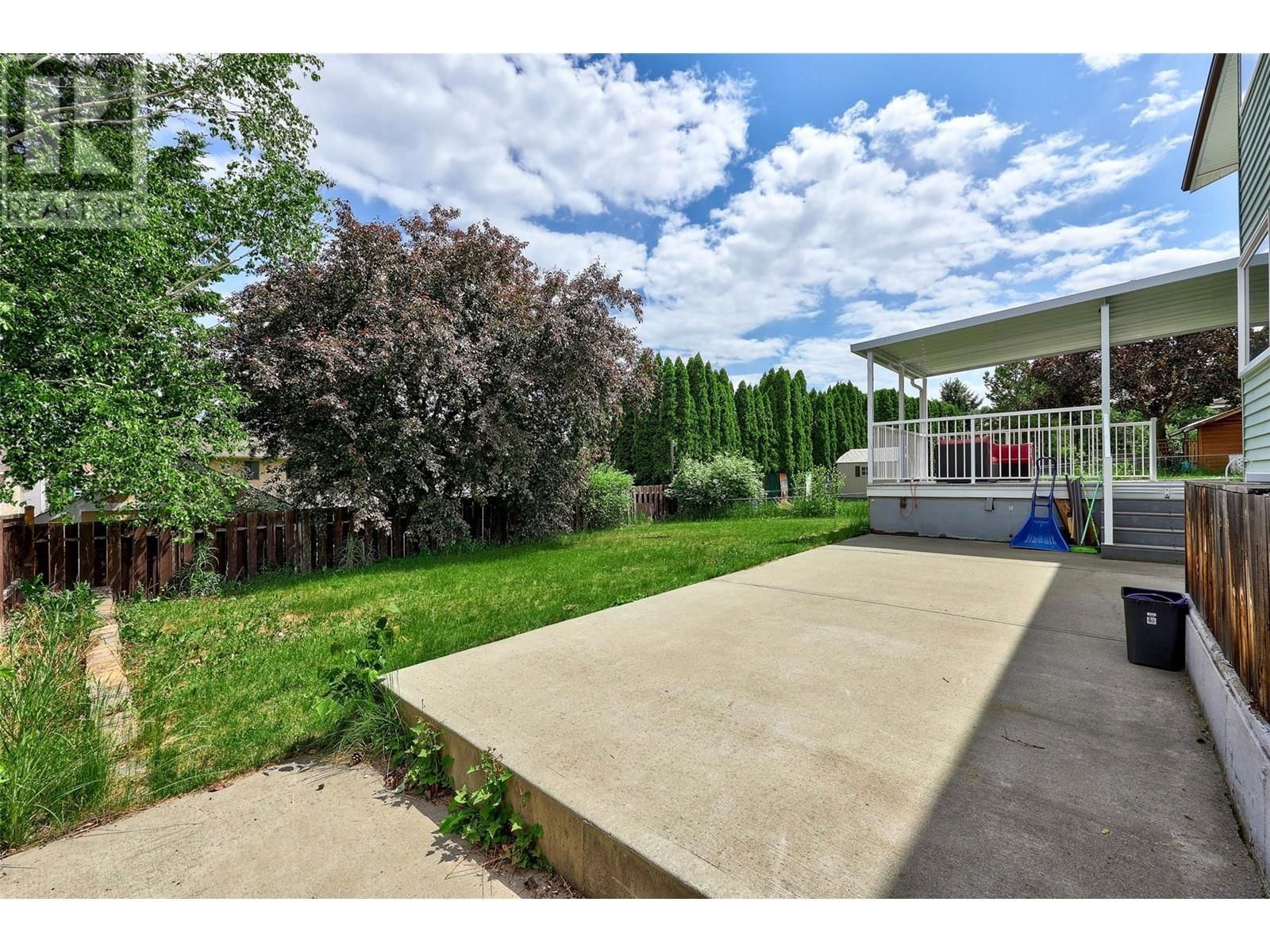 755 ROBSON DRIVE Image 41
