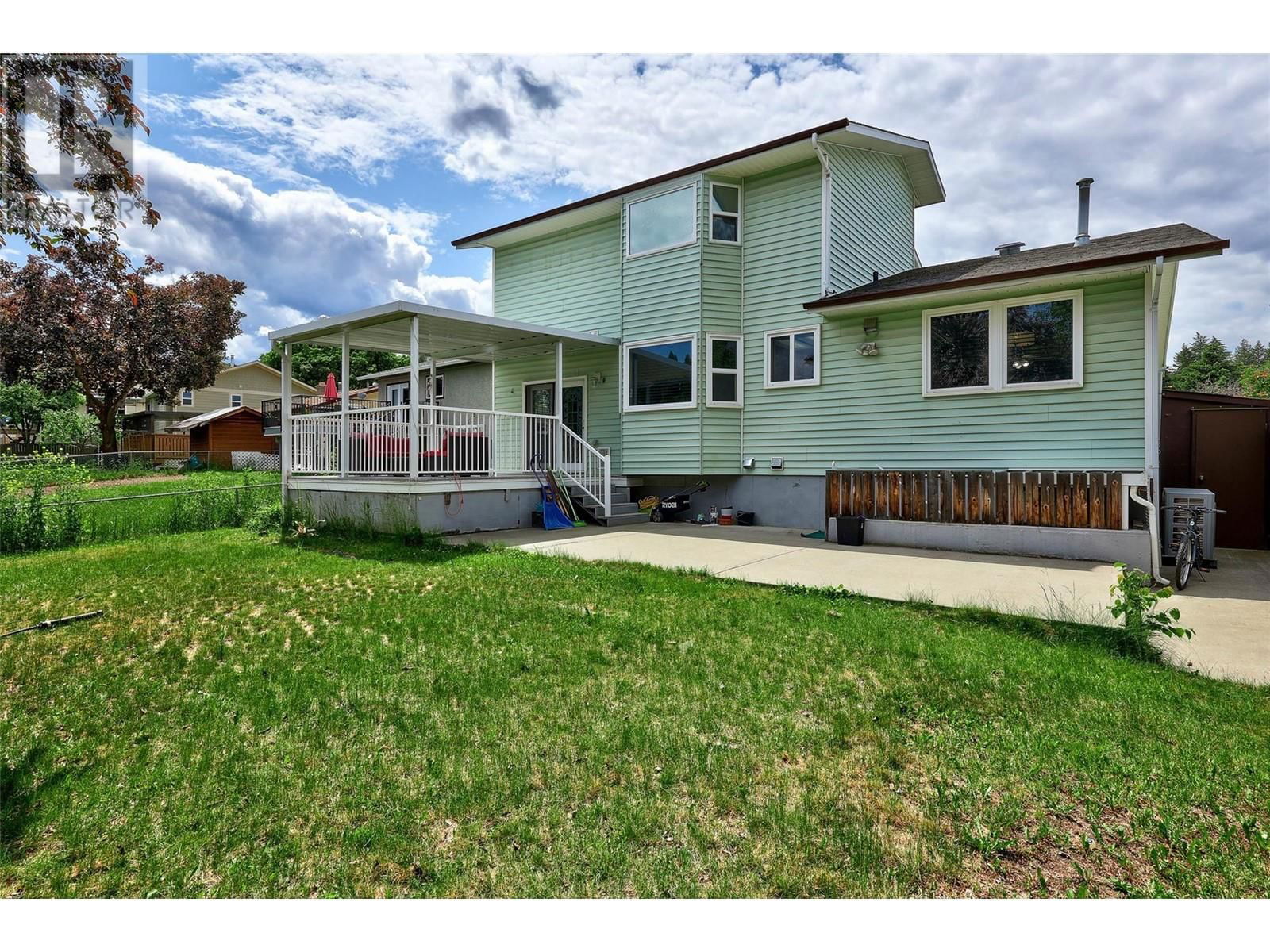 755 ROBSON DRIVE Image 43