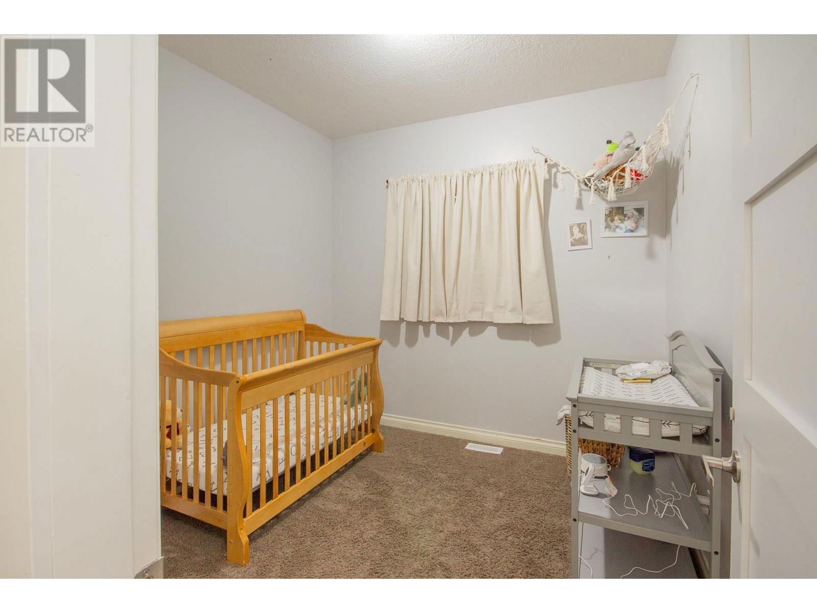 8412 18A STREET Image 15