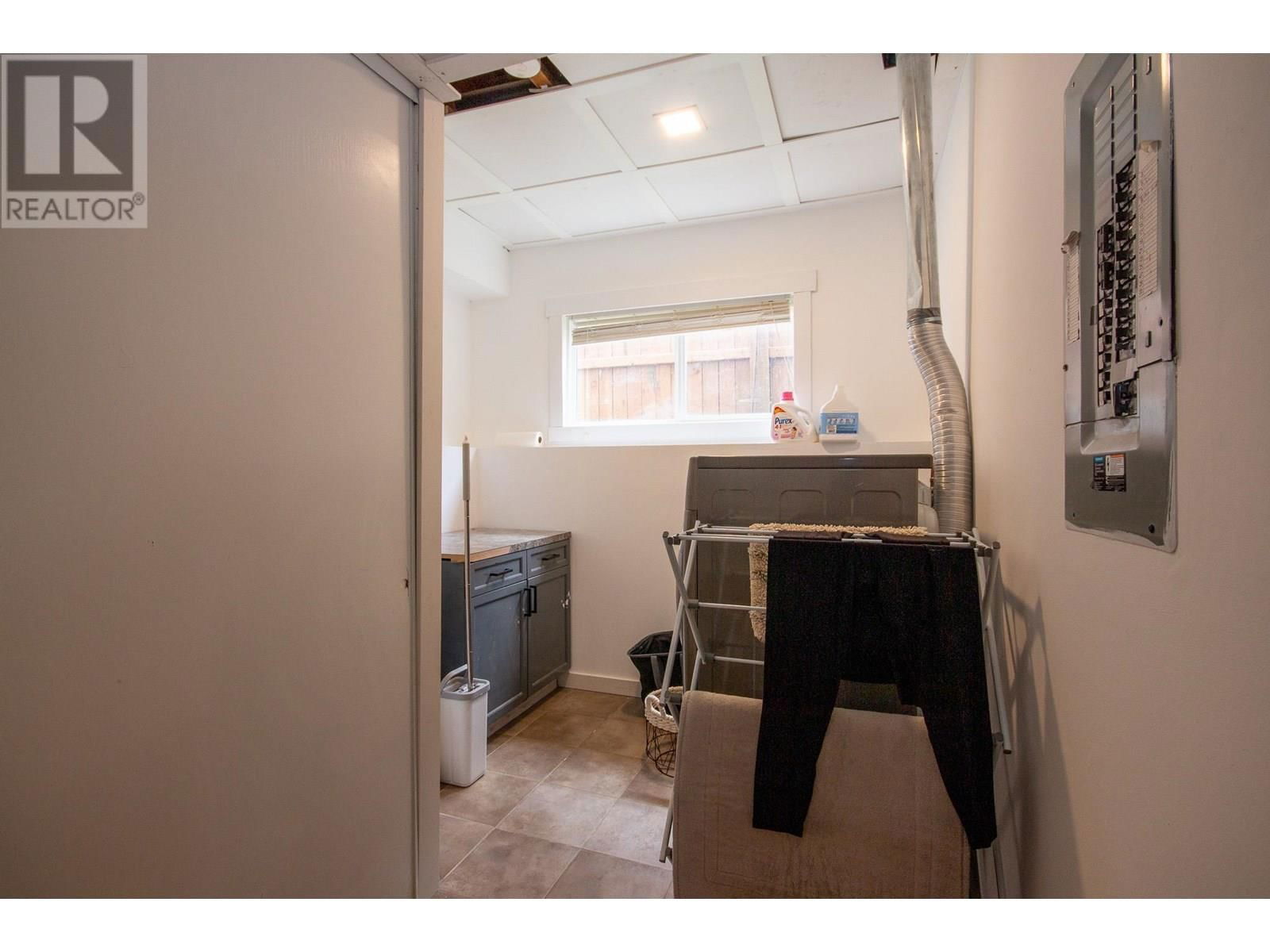 8412 18A STREET Image 24