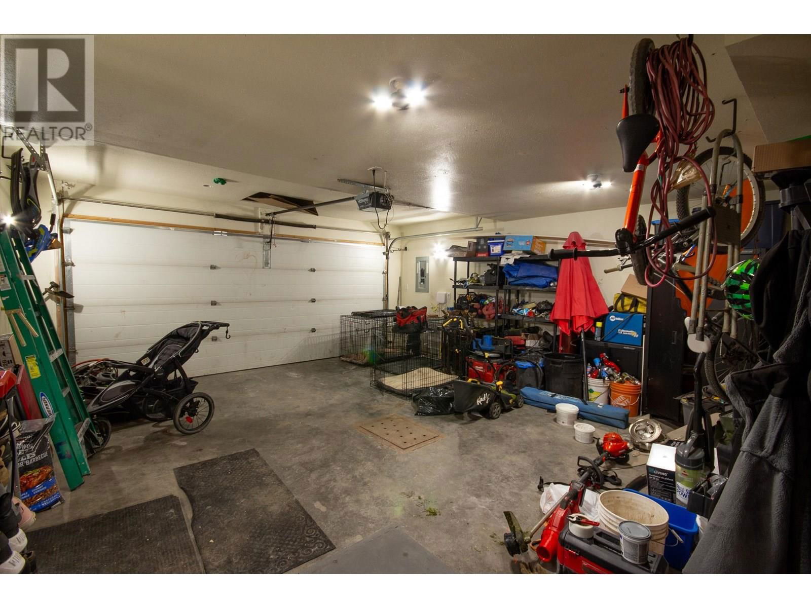 8412 18A STREET Image 26