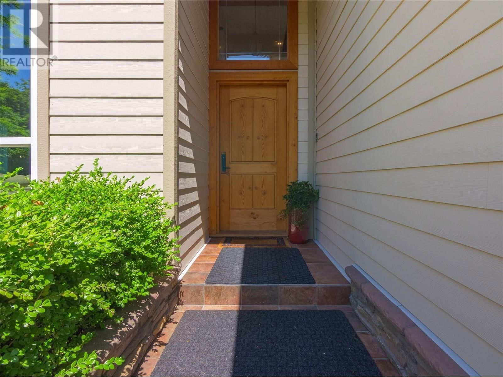 501 NANAIMO AVENUE EAST Image 37