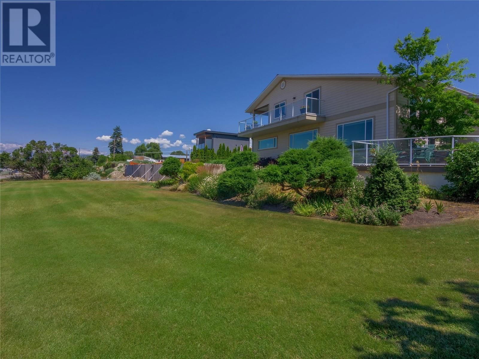 501 NANAIMO AVENUE EAST Image 41