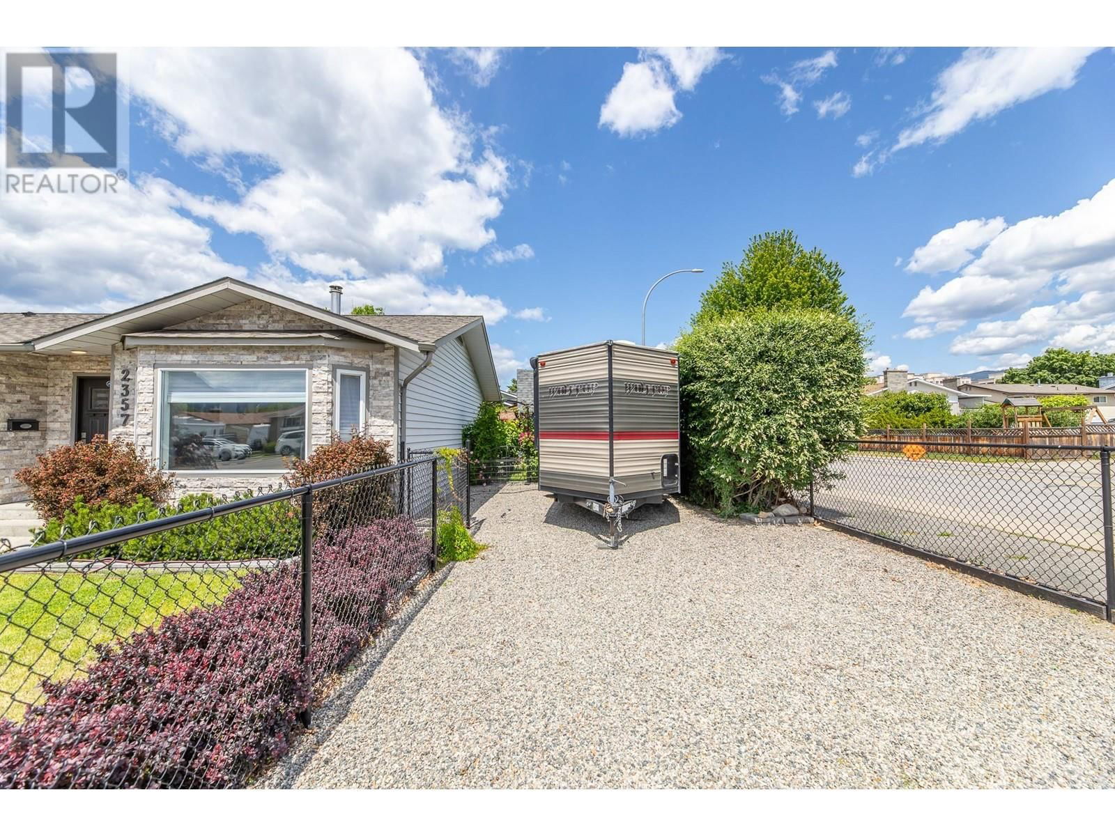 2357 CORNWALL DRIVE Image 12