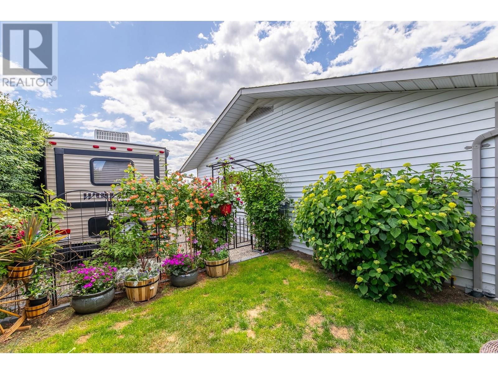2357 CORNWALL DRIVE Image 15