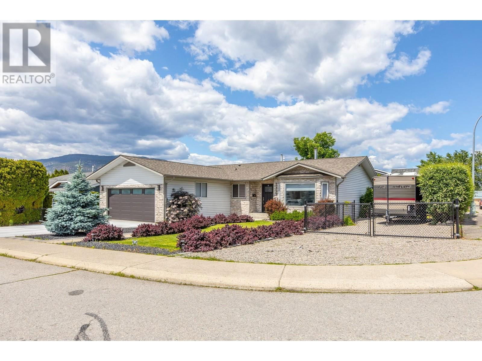 2357 CORNWALL DRIVE Image 2