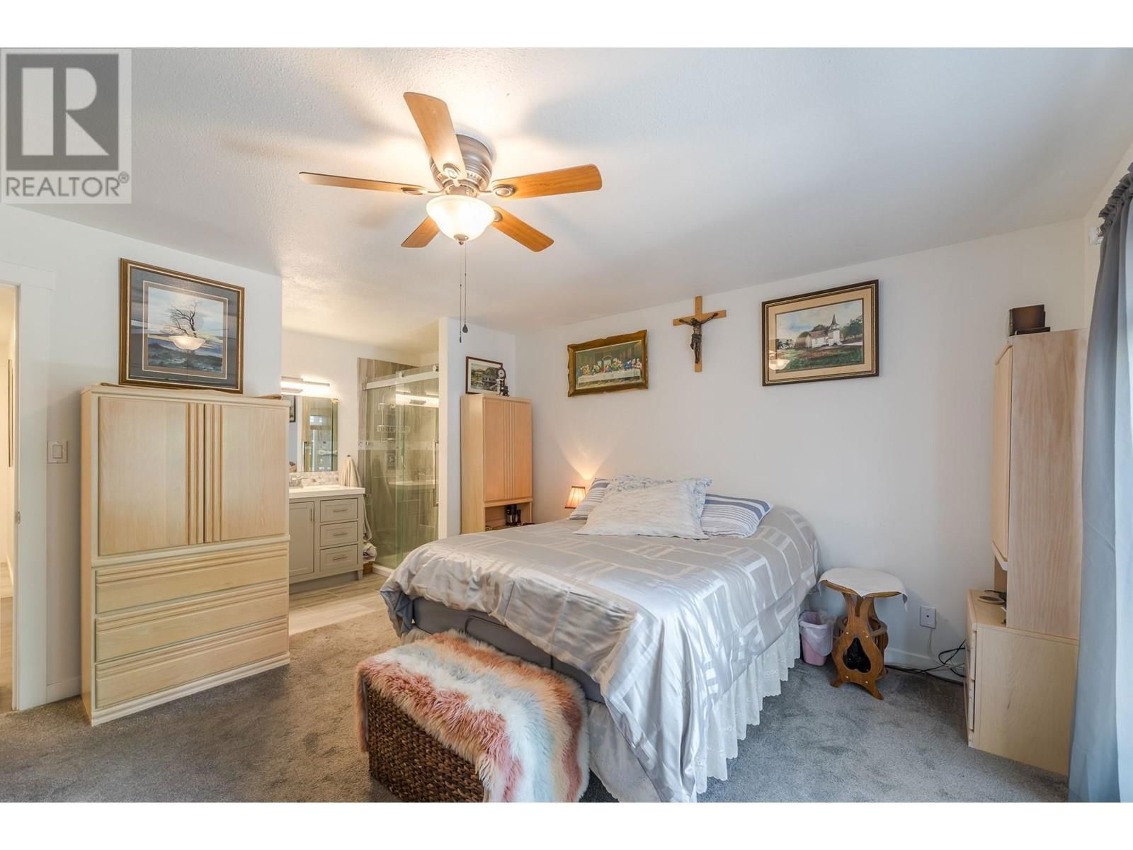 2357 CORNWALL DRIVE Image 24