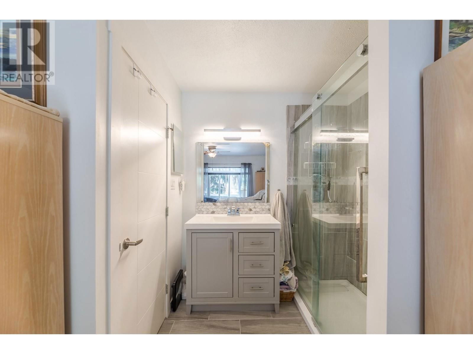 2357 CORNWALL DRIVE Image 25