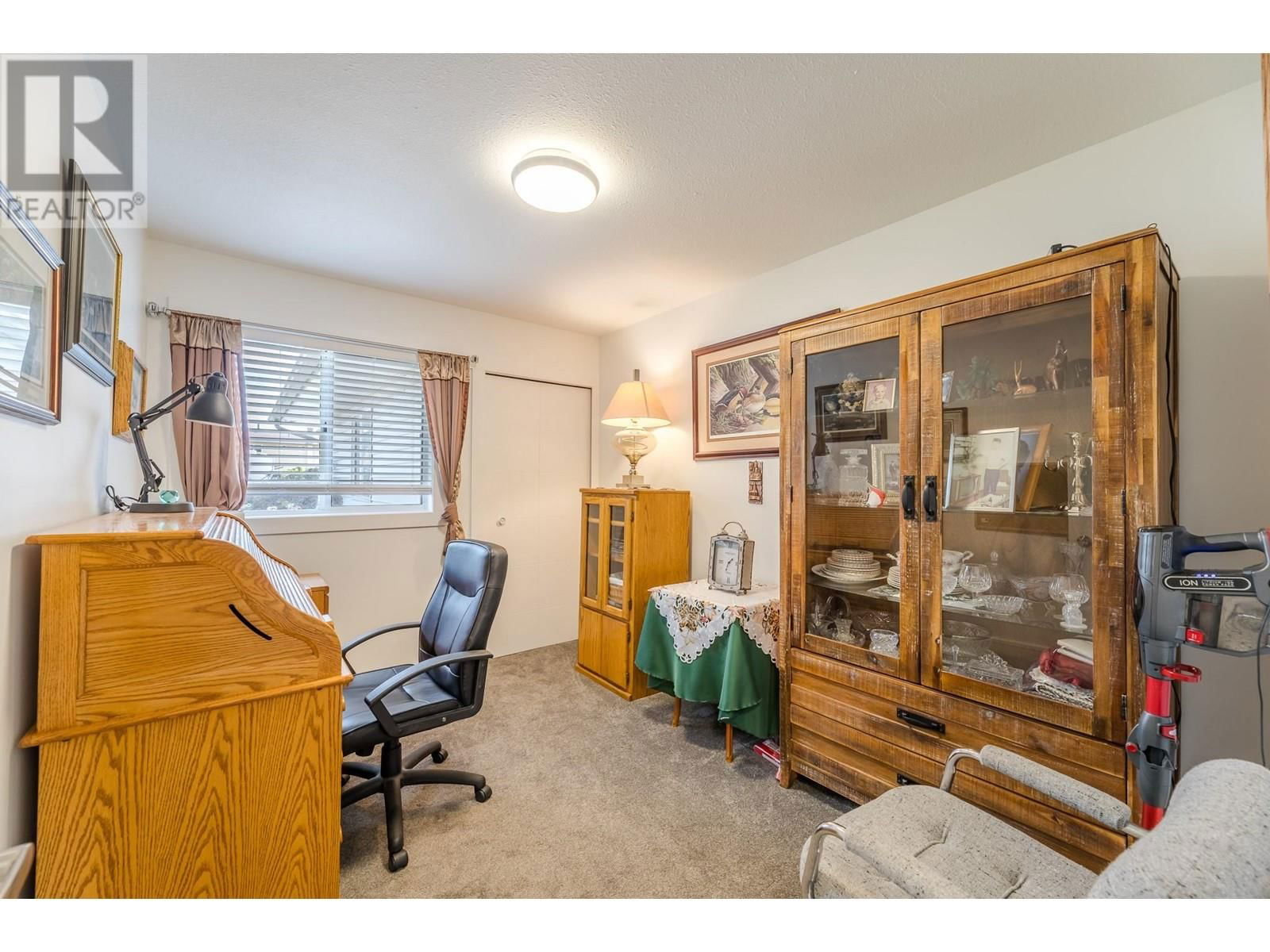2357 CORNWALL DRIVE Image 28