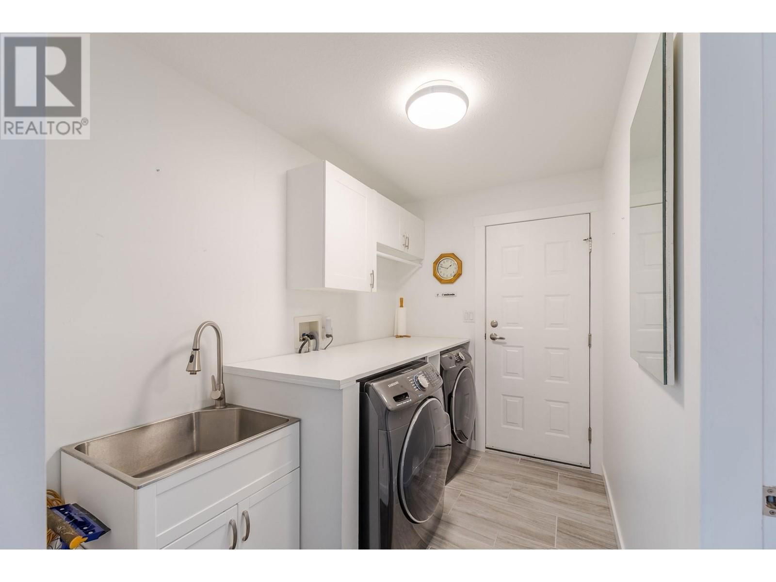 2357 CORNWALL DRIVE Image 45