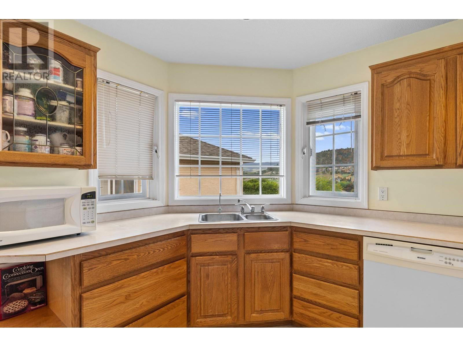 1786 SPRUCEDALE COURT Image 10