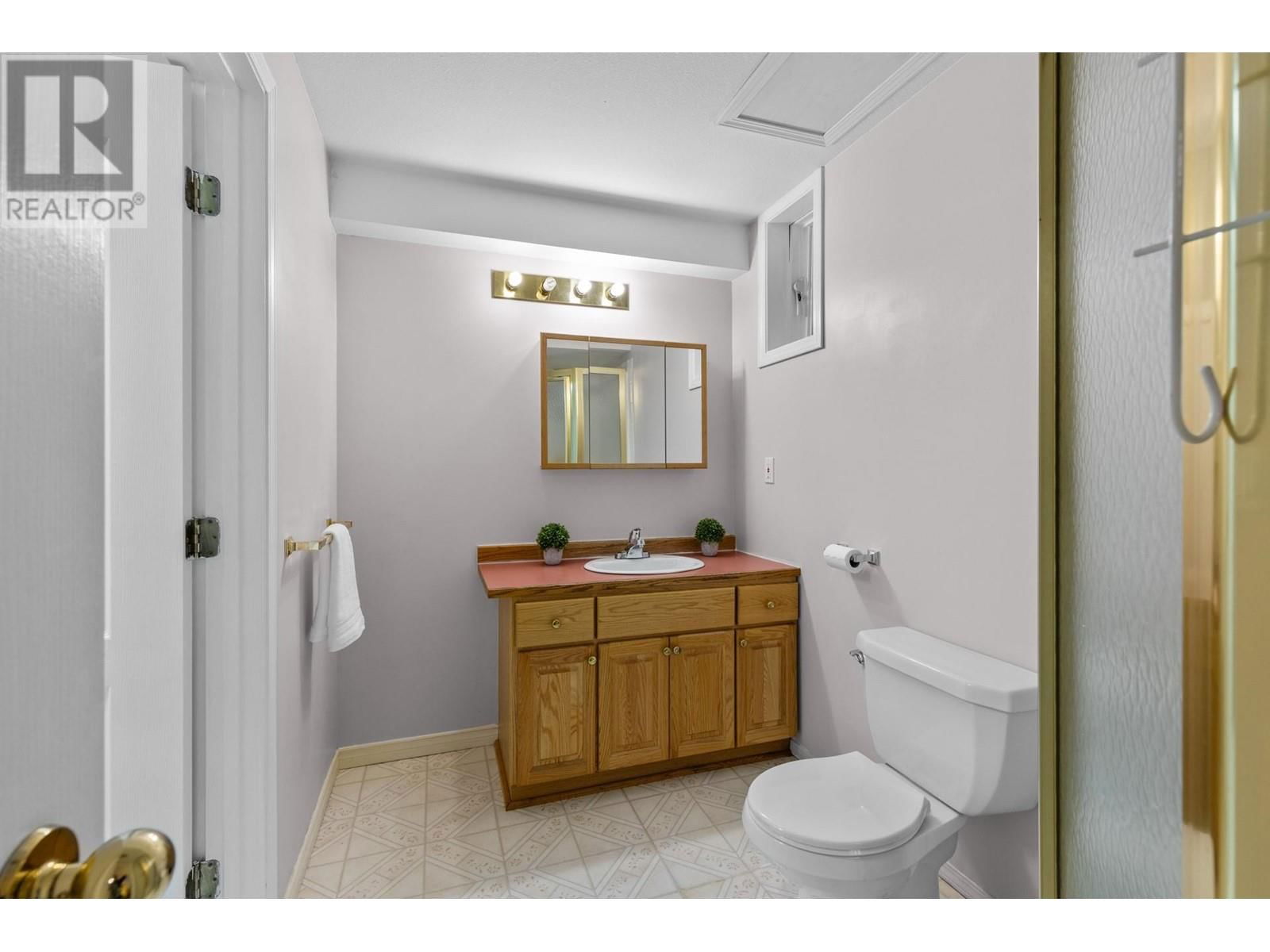 1786 SPRUCEDALE COURT Image 38