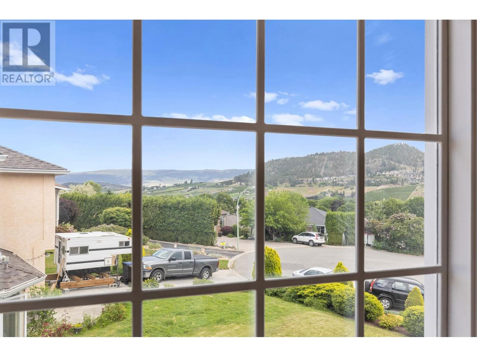 1786 SPRUCEDALE COURT Image 6