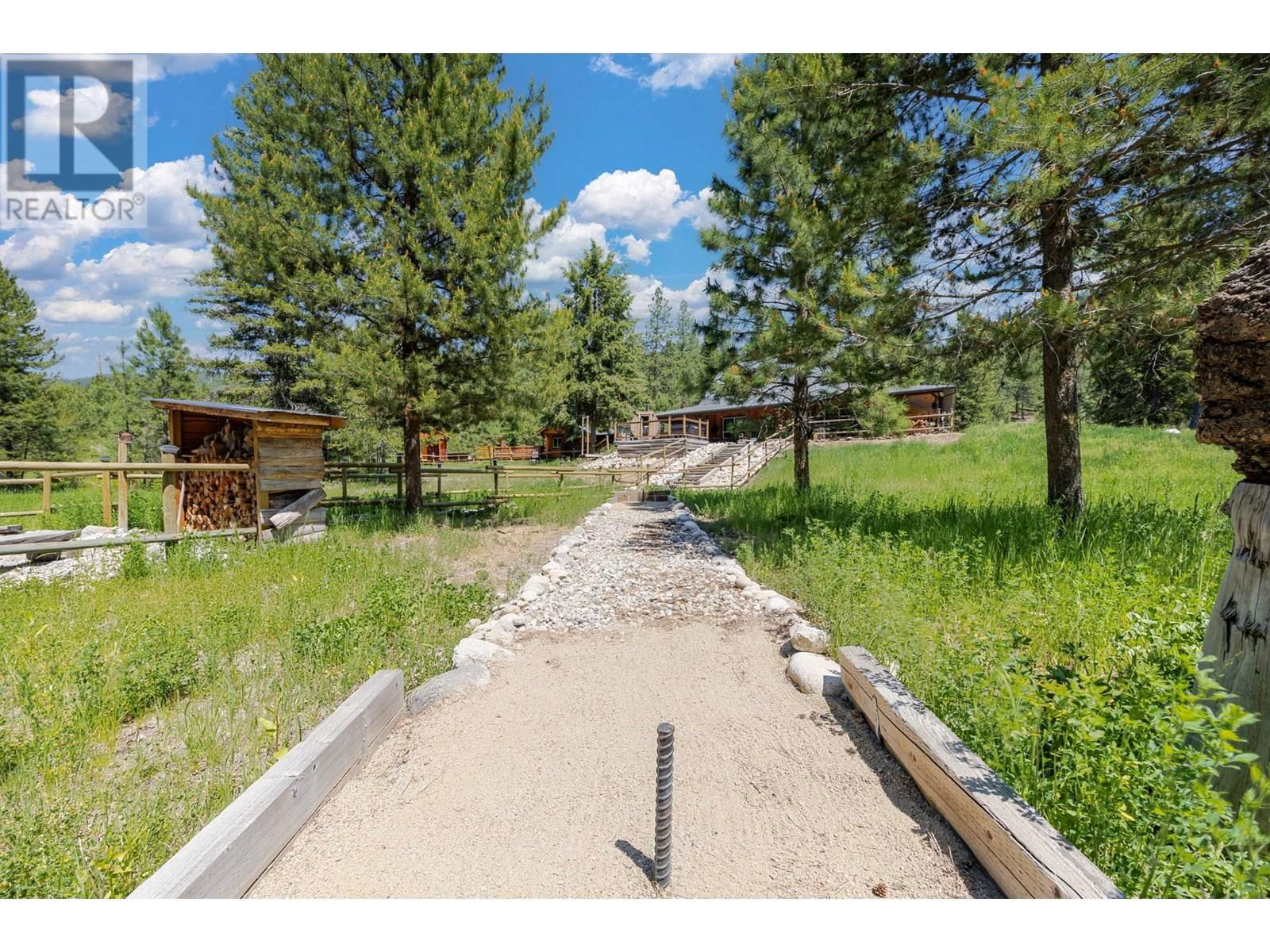 6241 33 HIGHWAY Image 68