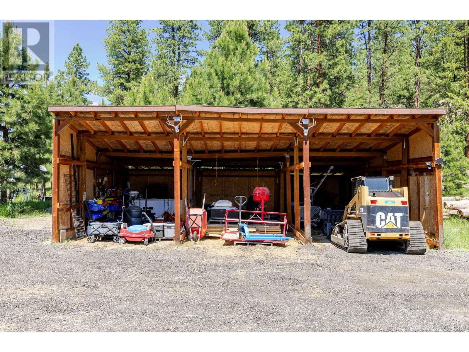 6241 33 HIGHWAY Image 73