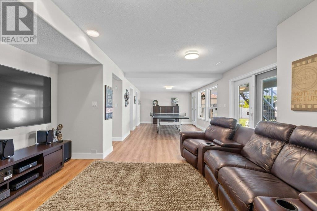 2361 4A AVENUE SOUTHEAST Image 58