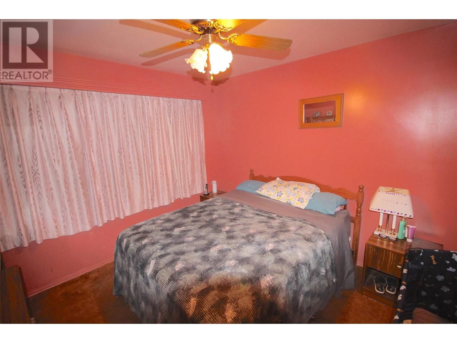 916 112 AVENUE Image 13