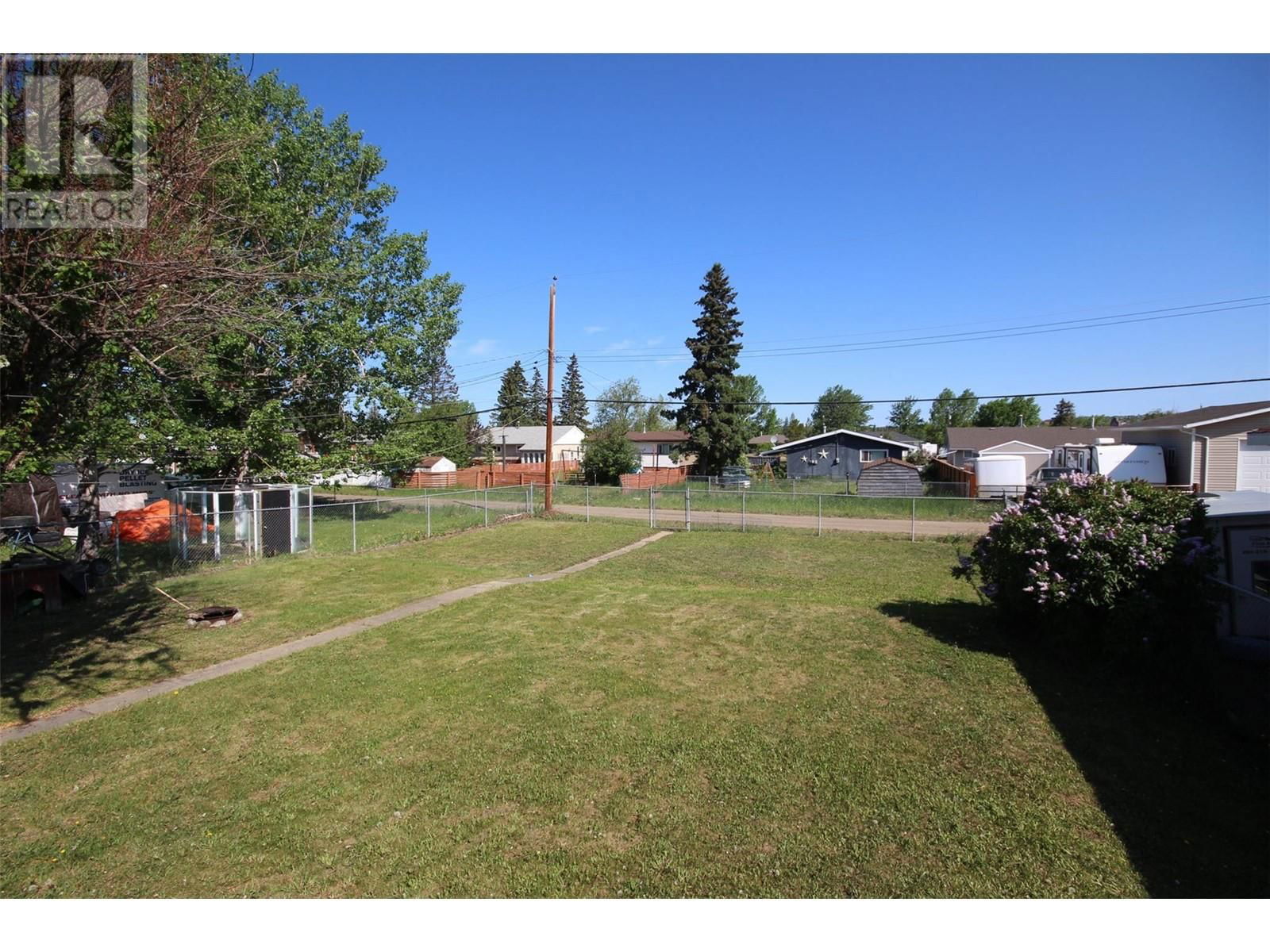 916 112 AVENUE Image 26