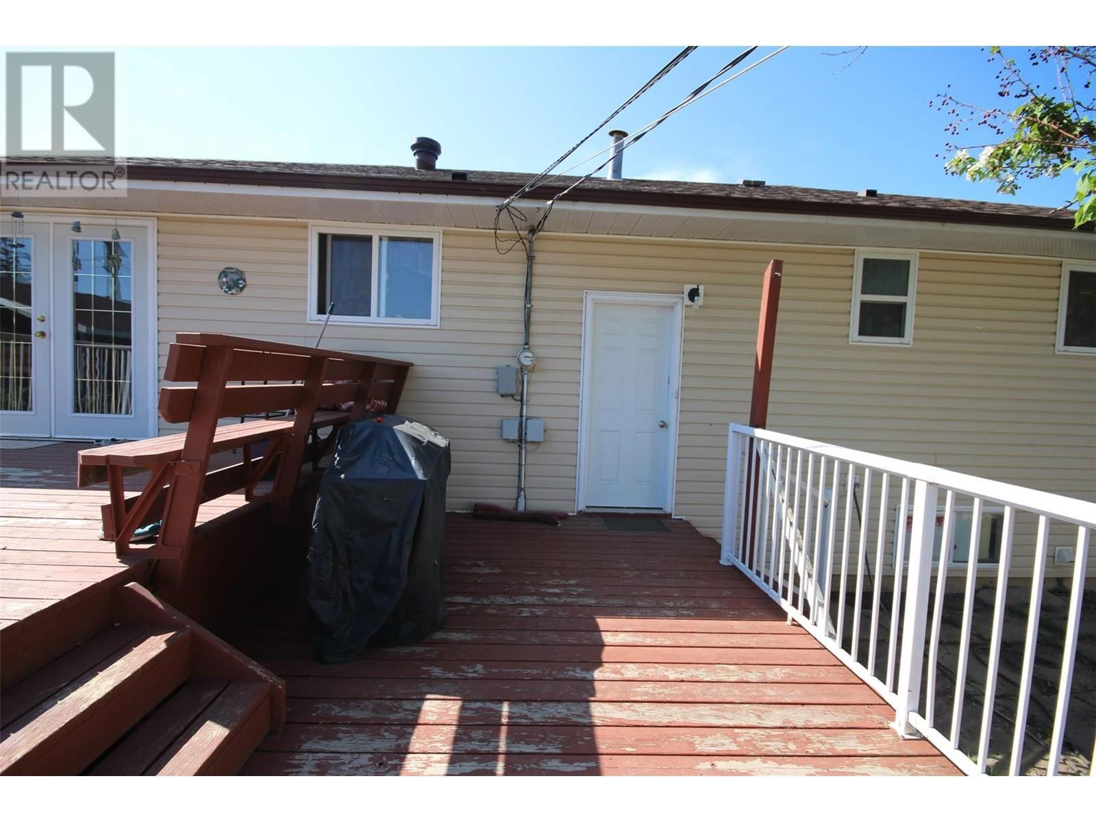 916 112 AVENUE Image 29