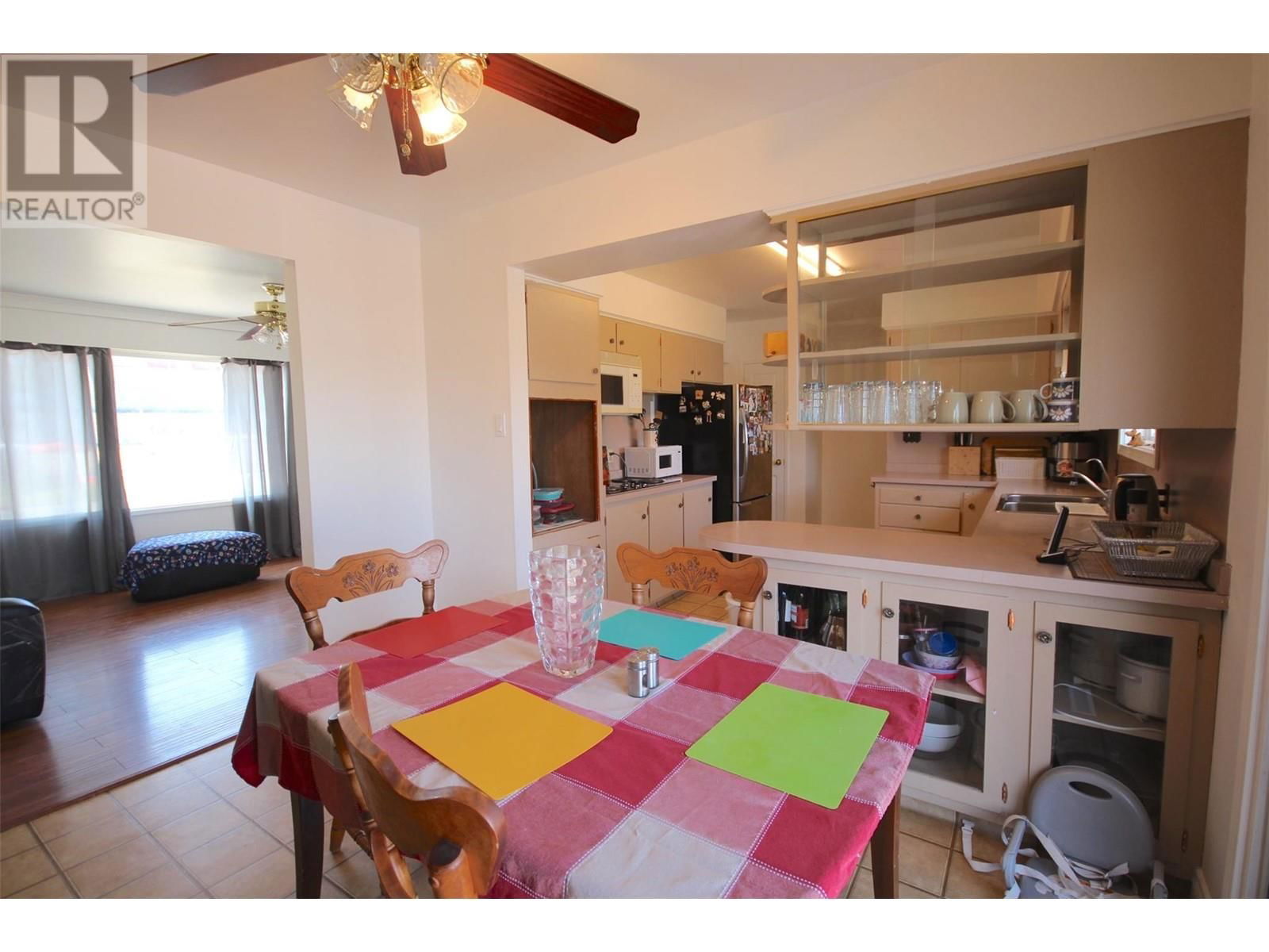 916 112 AVENUE Image 7