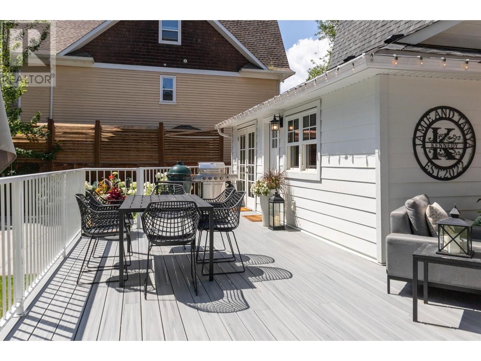 1001 LAWRENCE AVENUE Image 35