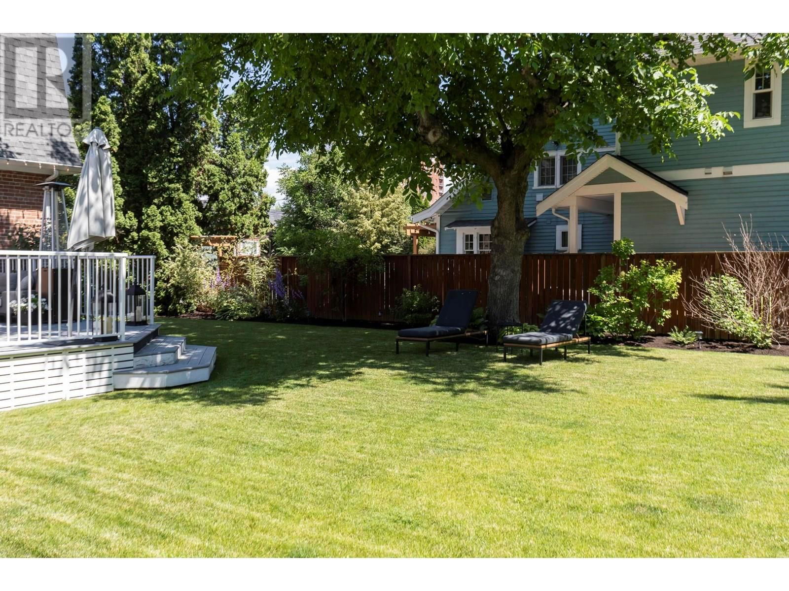 1001 LAWRENCE AVENUE Image 36