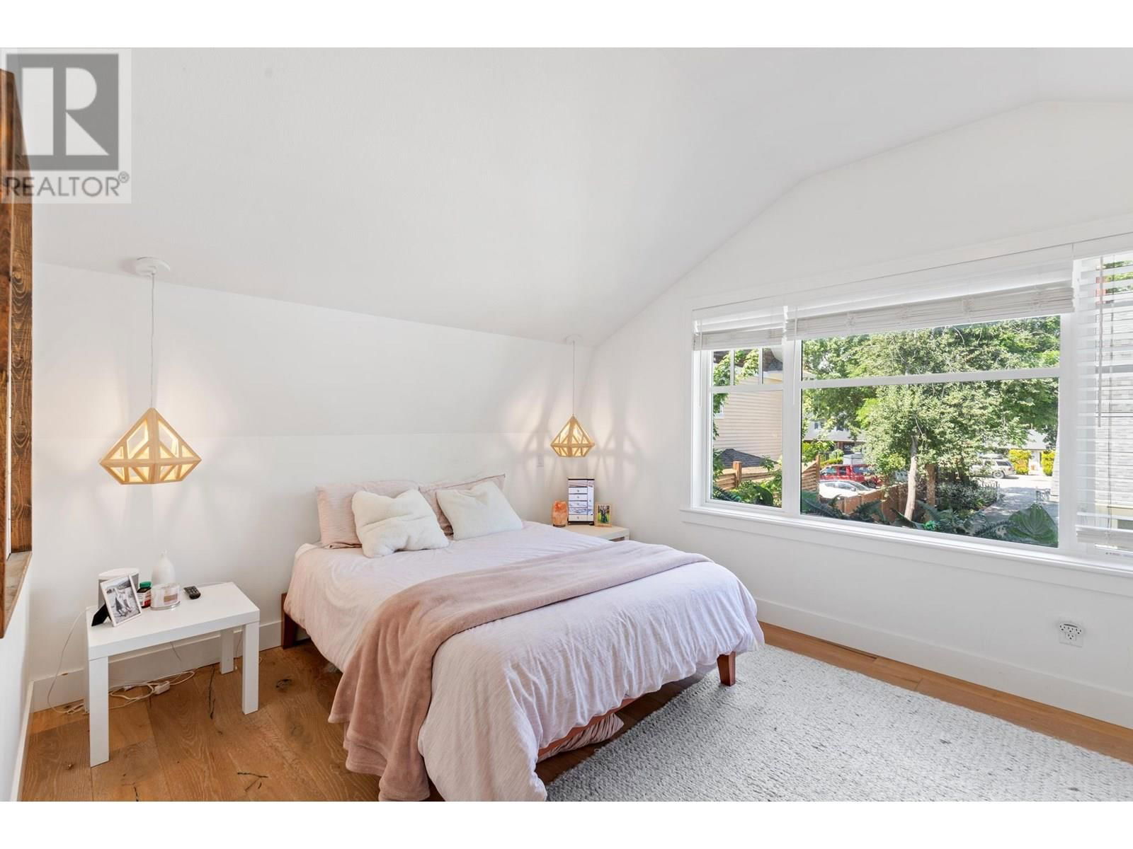 1001 LAWRENCE AVENUE Image 47