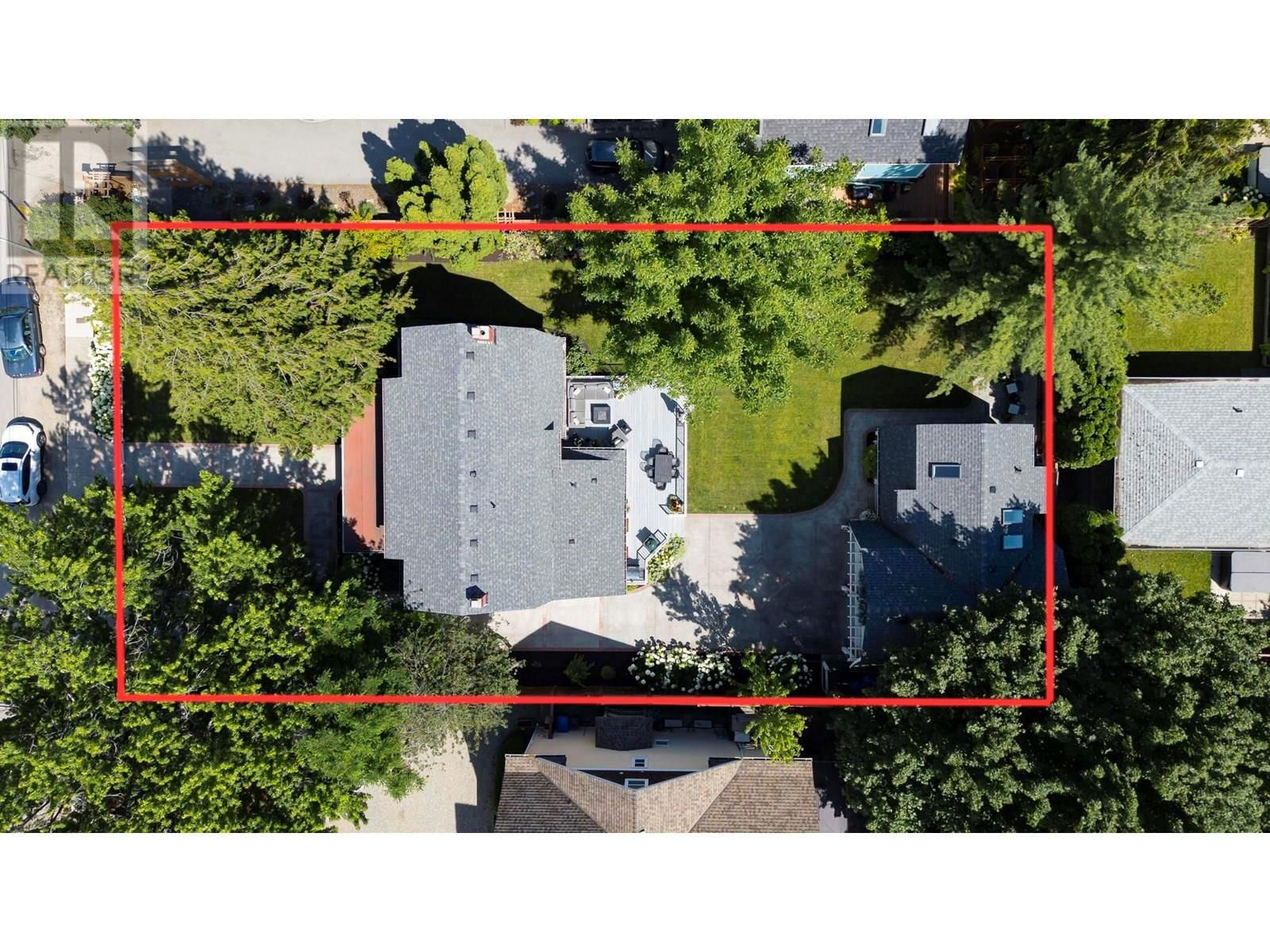 1001 LAWRENCE AVENUE Image 5