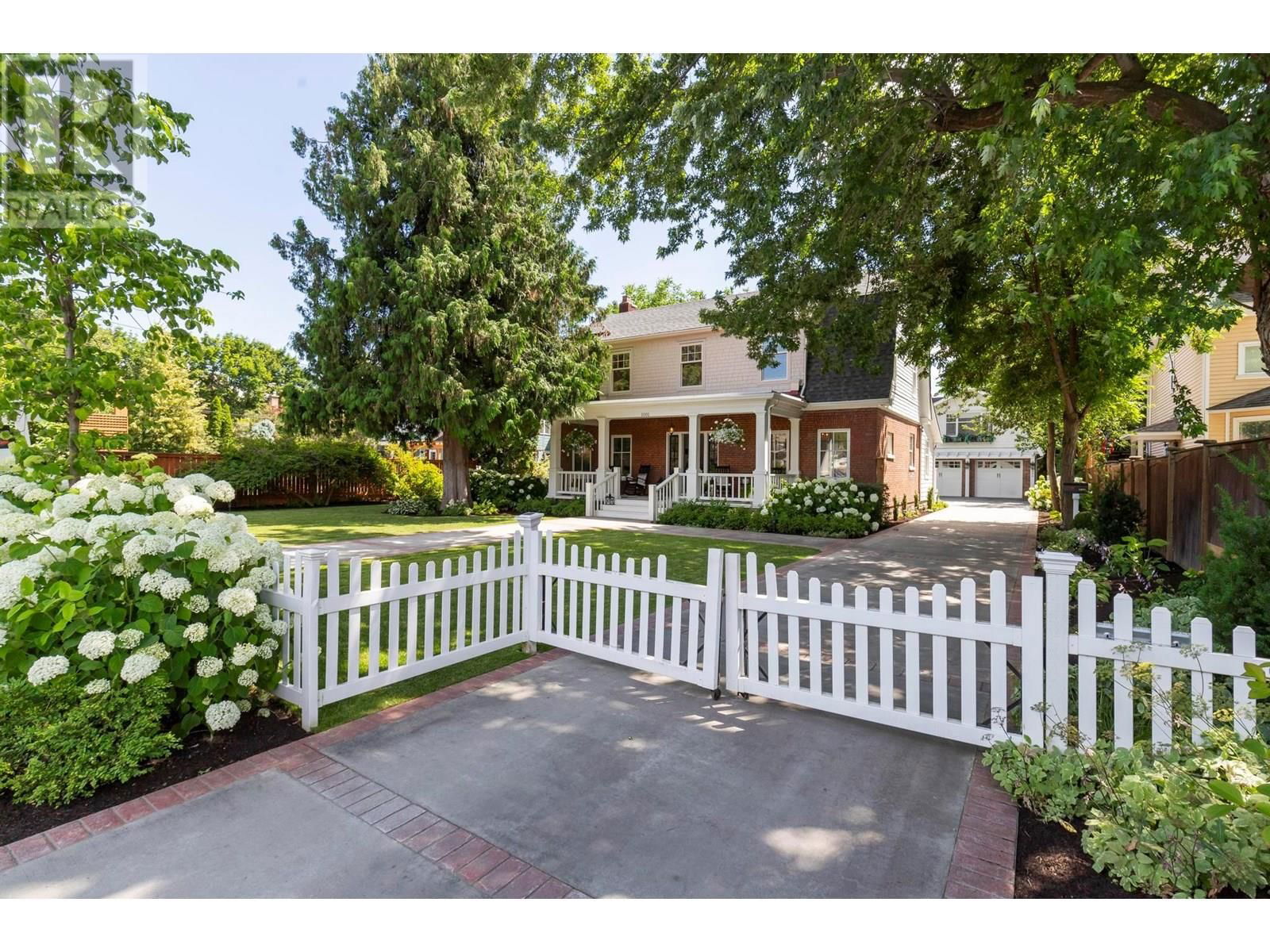 1001 LAWRENCE AVENUE Image 51