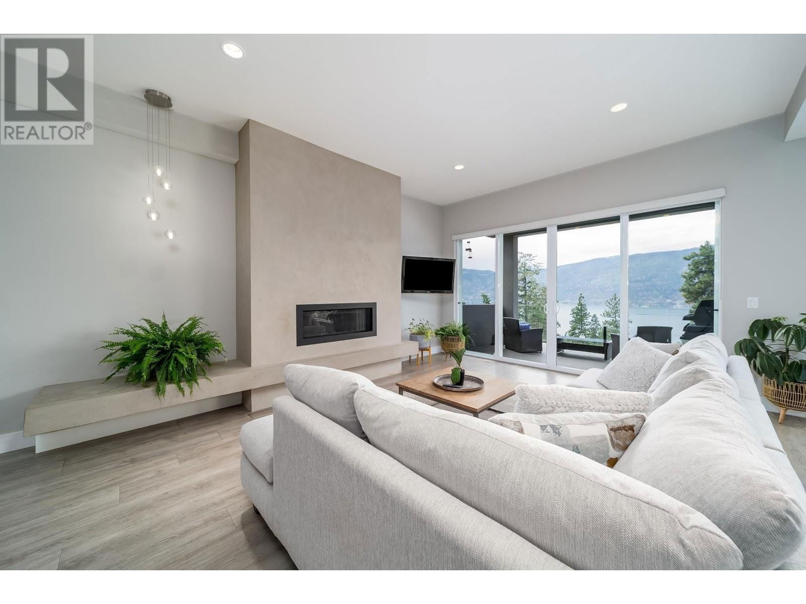 8612 HERITAGE DRIVE Image 11