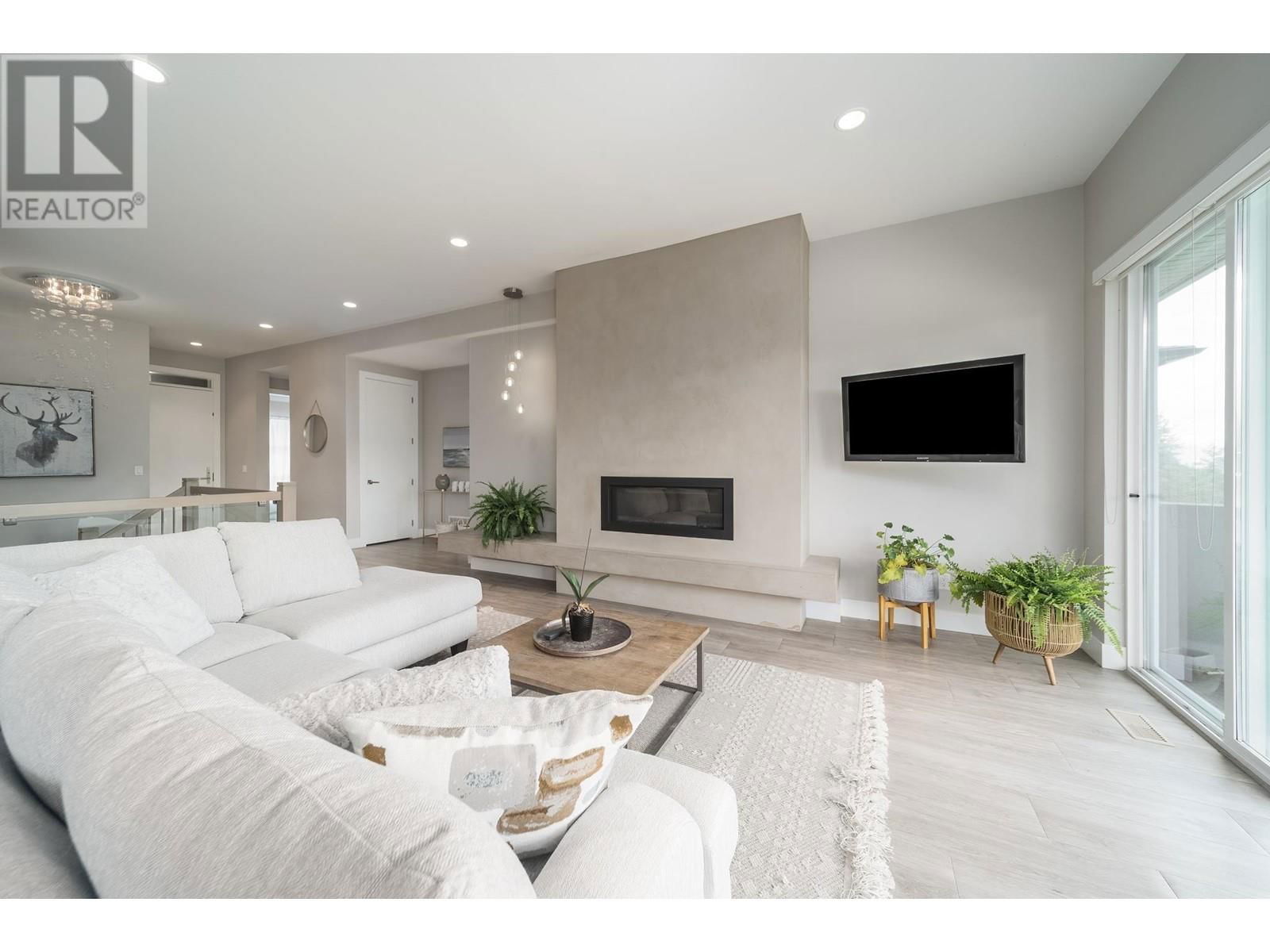 8612 HERITAGE DRIVE Image 12