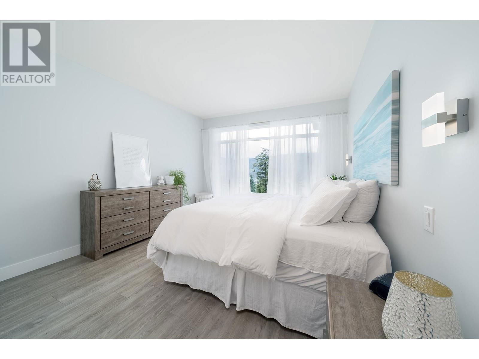 8612 HERITAGE DRIVE Image 24
