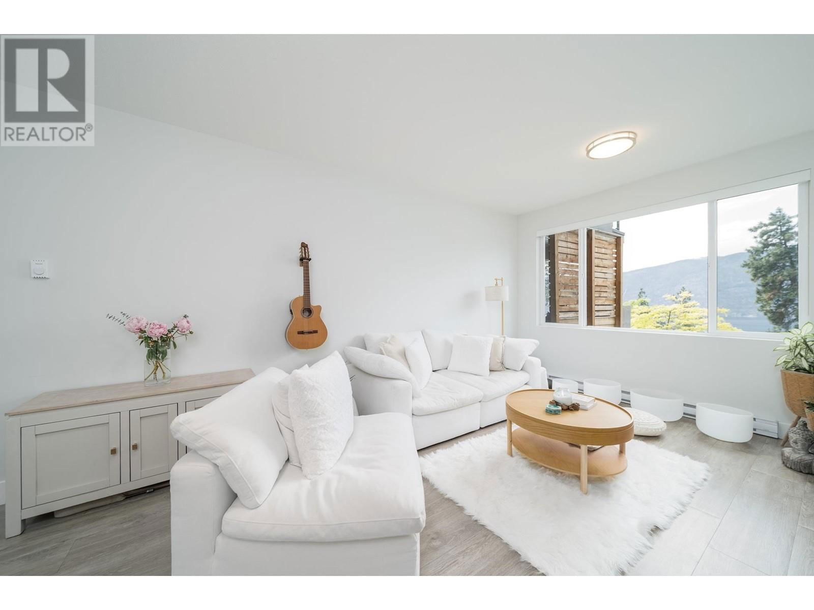 8612 HERITAGE DRIVE Image 41