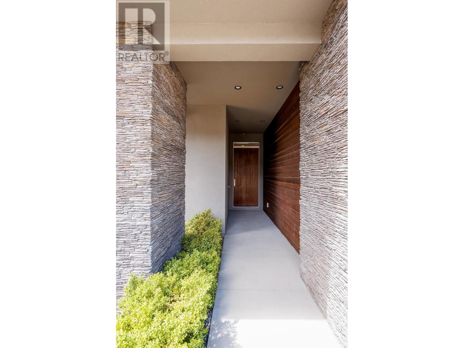 8612 HERITAGE DRIVE Image 55