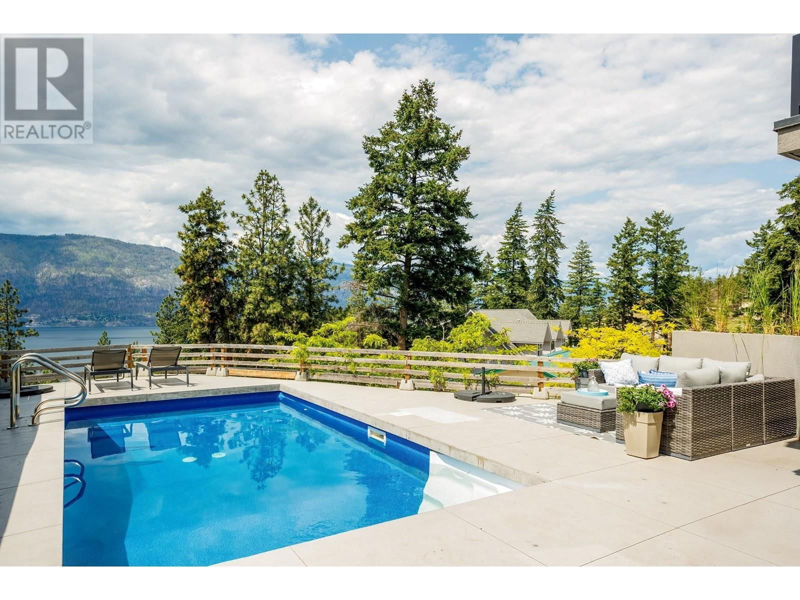 8612 HERITAGE DRIVE Image 60