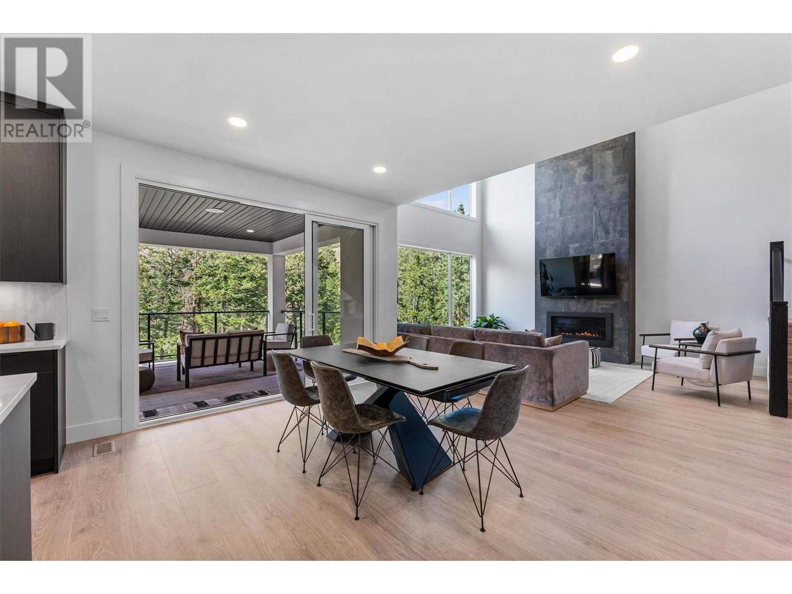 1528 CABERNET WAY Image 14