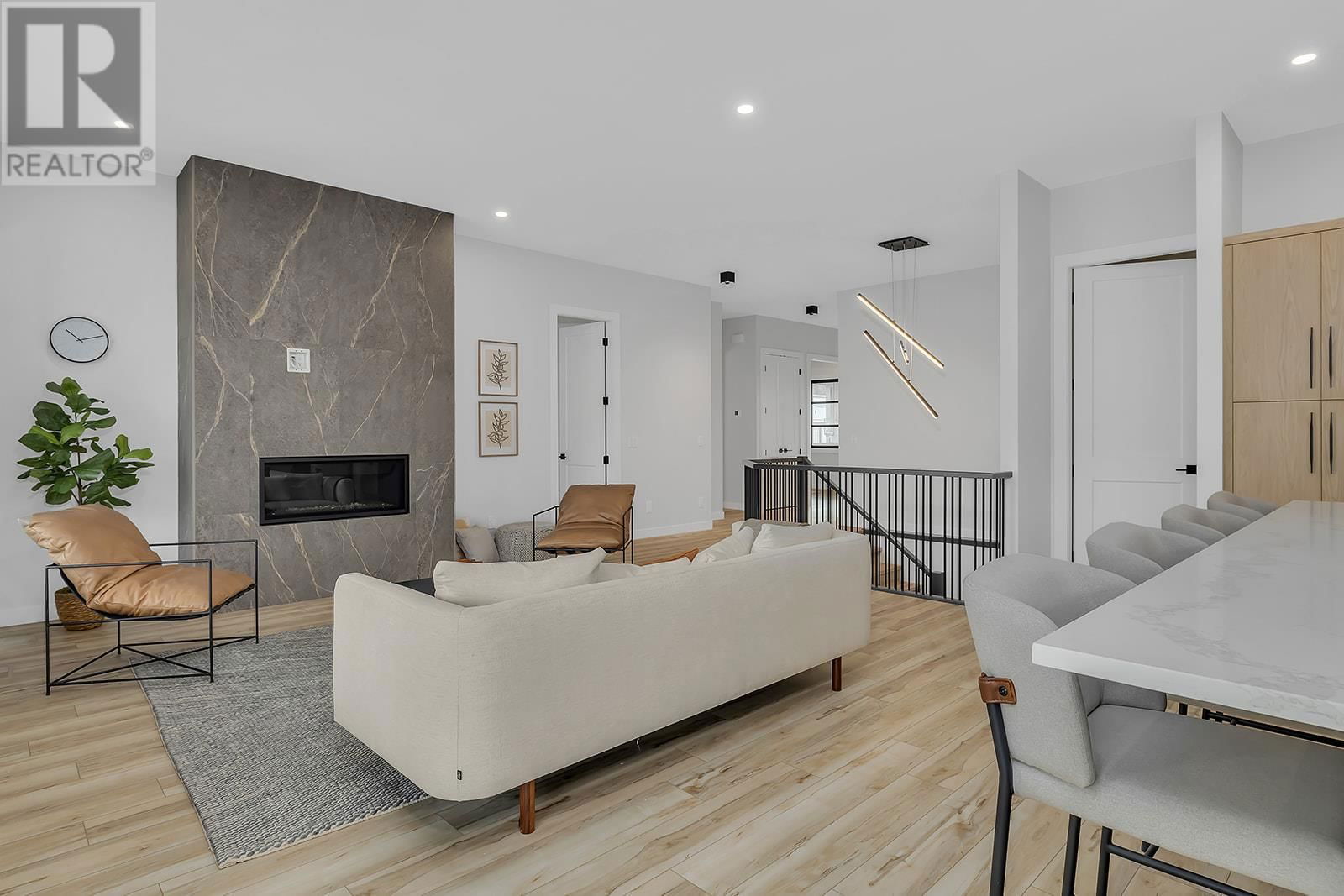 771 CARNOUSTIE DRIVE Image 19