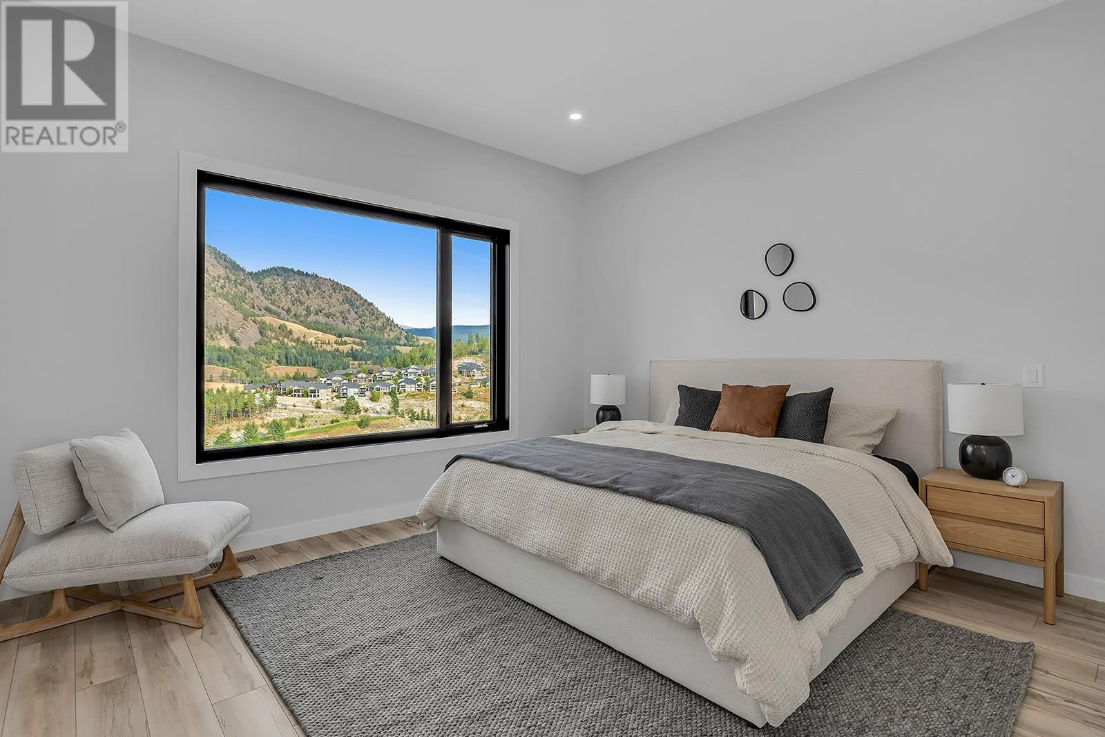 771 CARNOUSTIE DRIVE Image 28