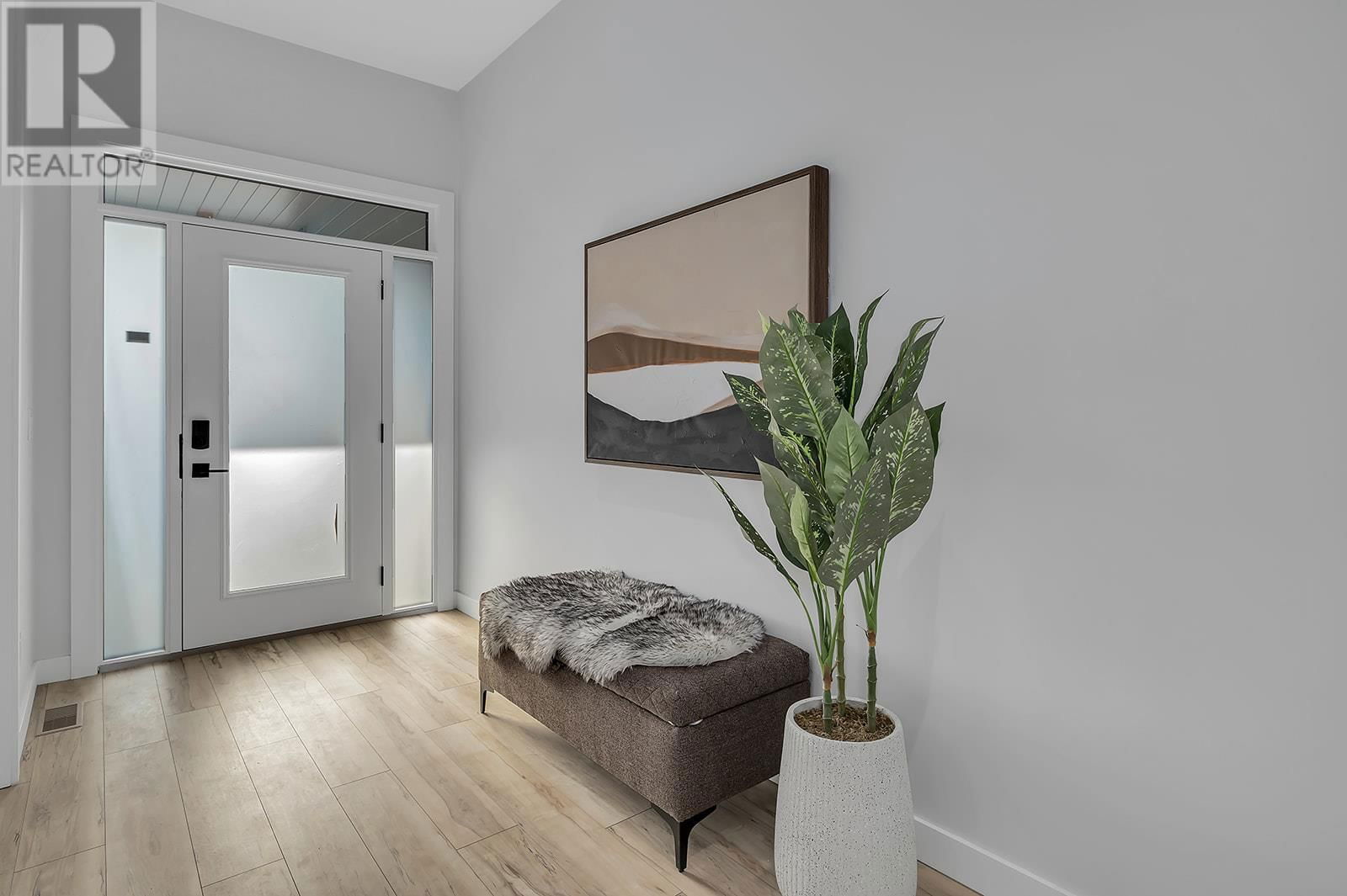 771 CARNOUSTIE DRIVE Image 32