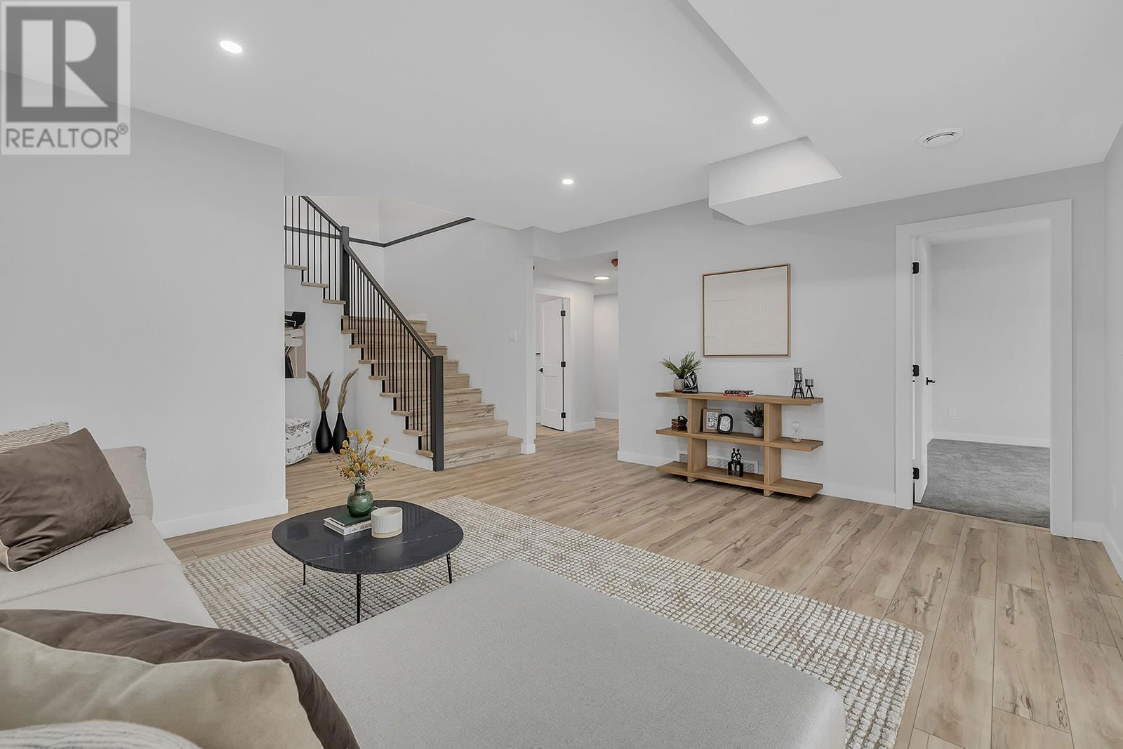 771 CARNOUSTIE DRIVE Image 35