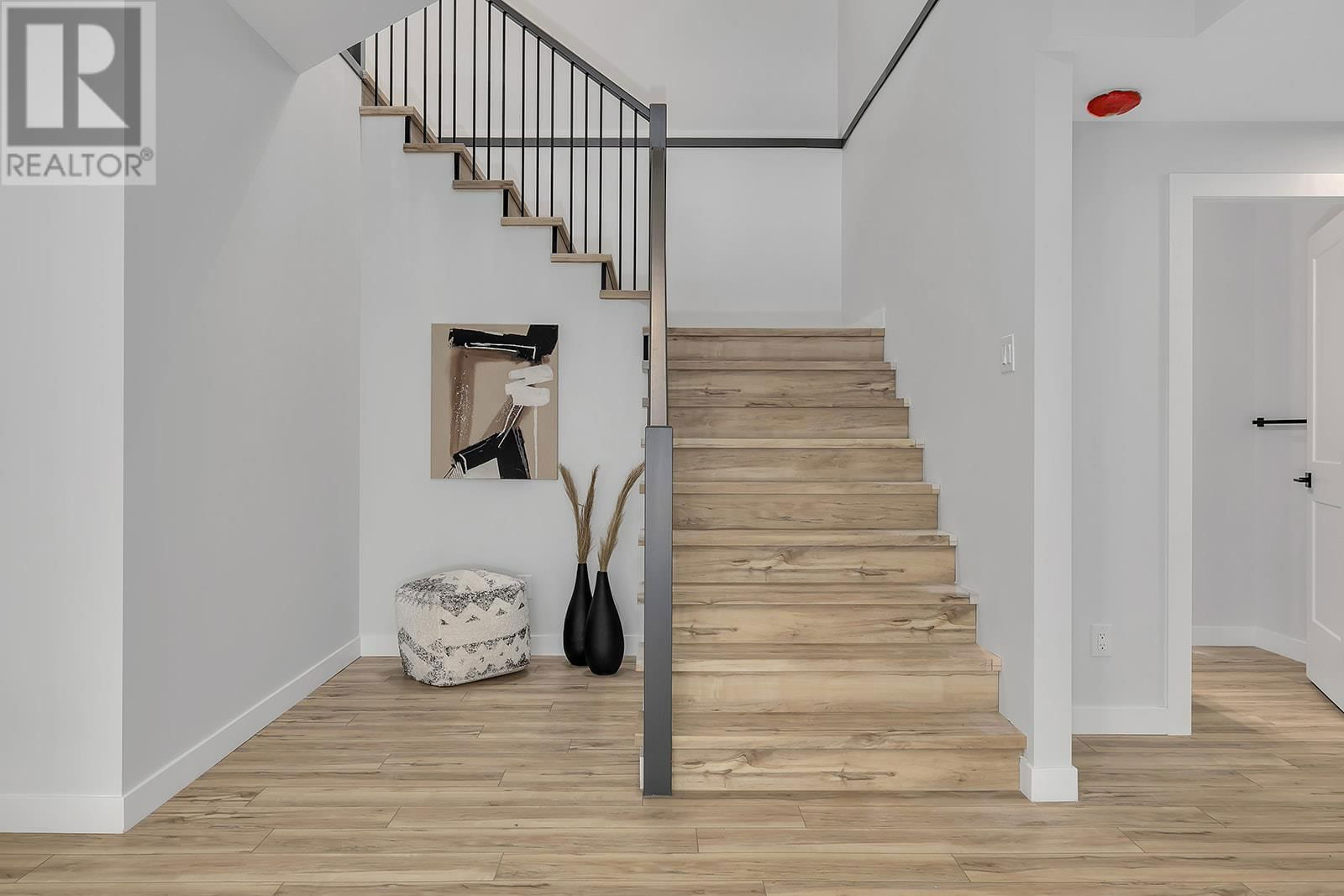 771 CARNOUSTIE DRIVE Image 36