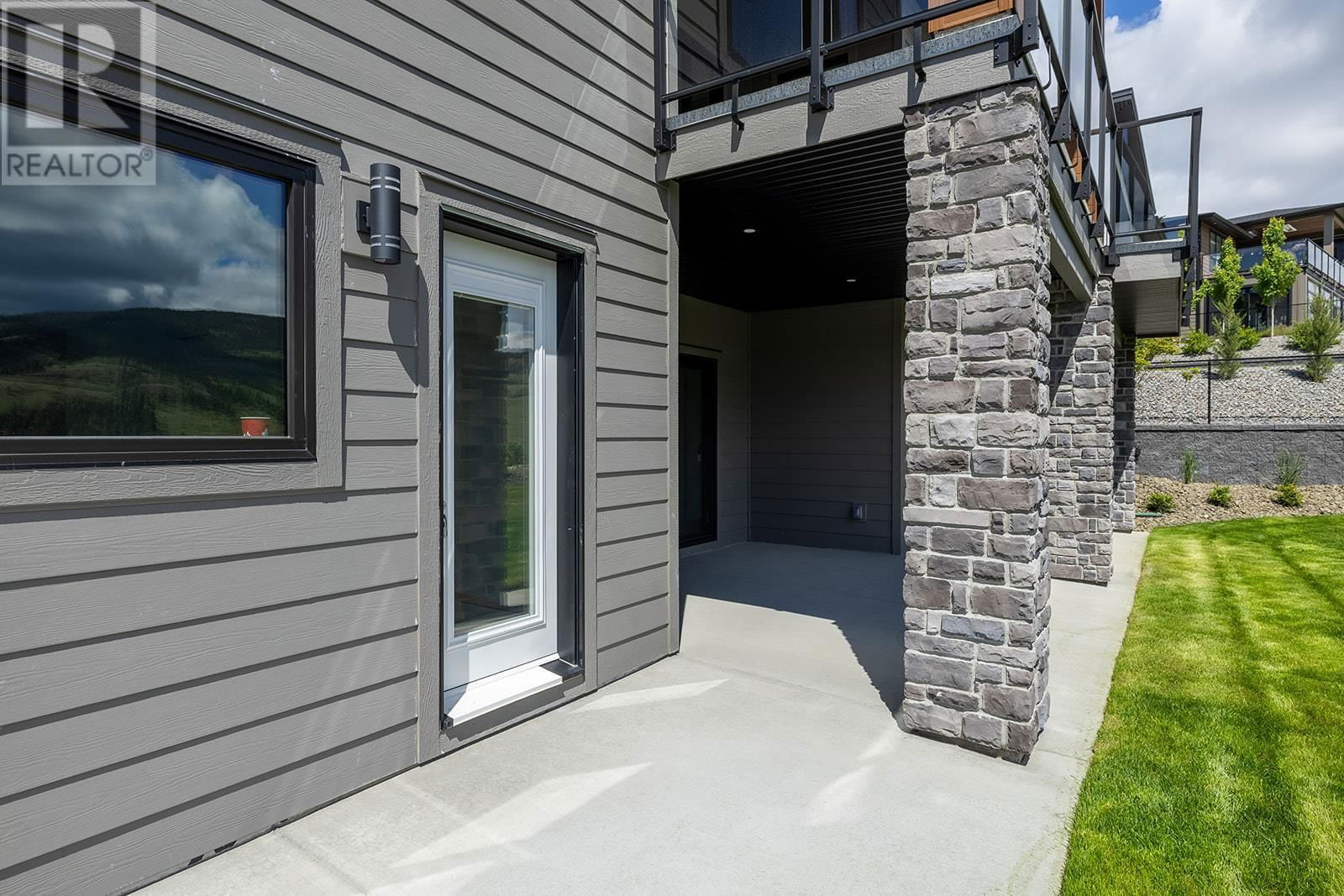 771 CARNOUSTIE DRIVE Image 44