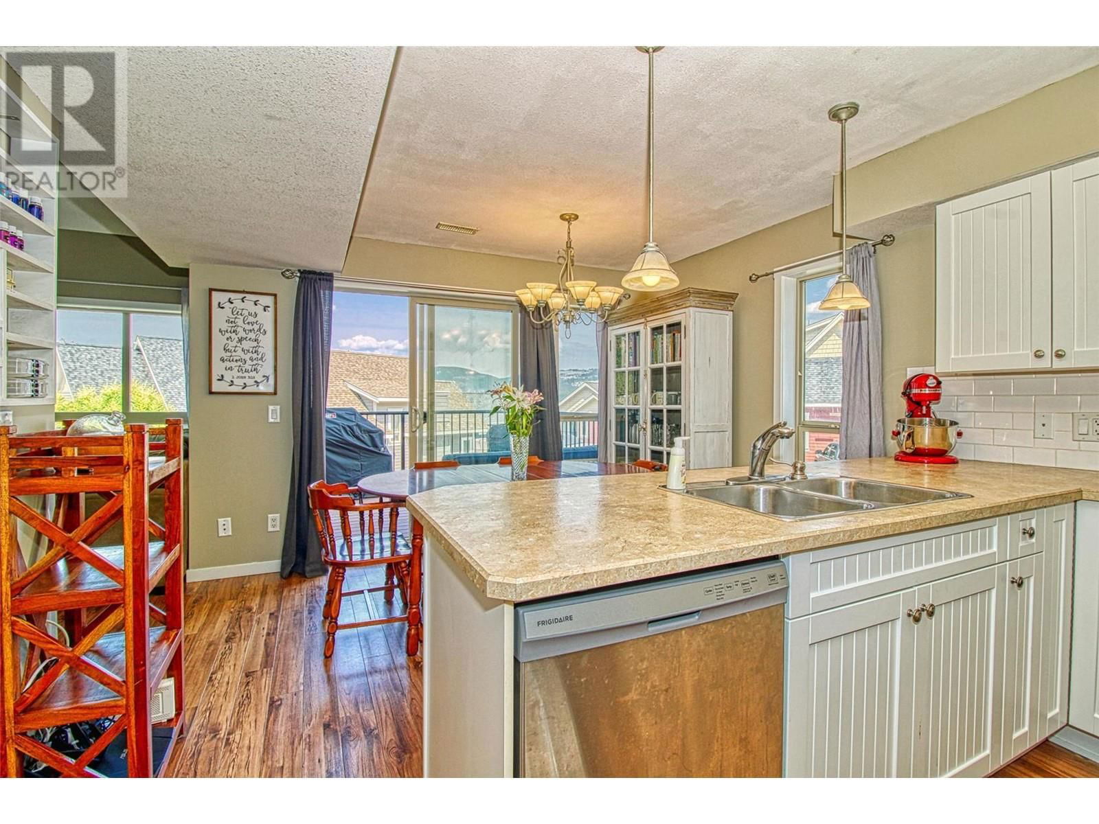 176 - 6838 SANTIAGO LOOP Image 12