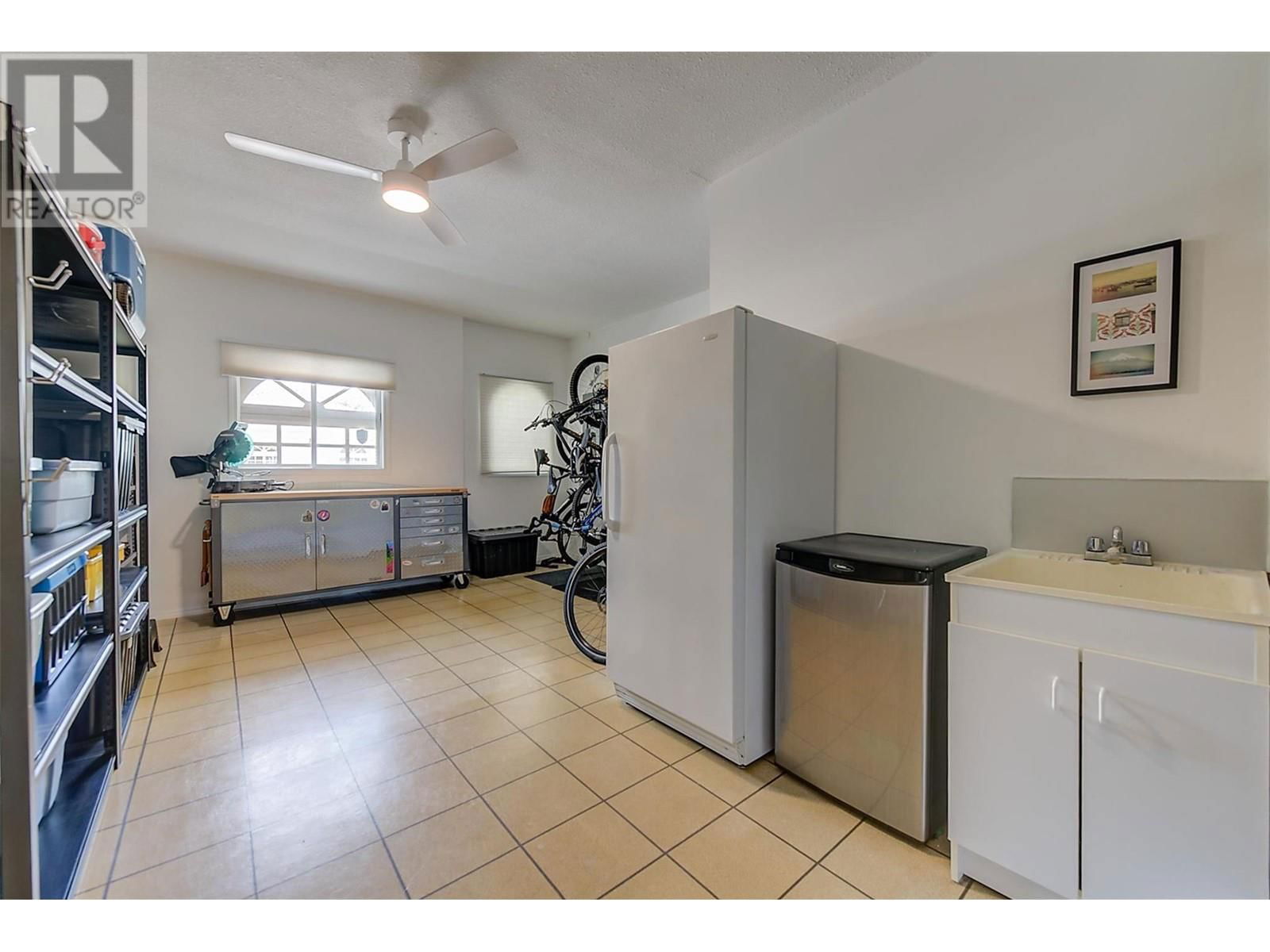25 - 3370 CASORSO ROAD Image 27