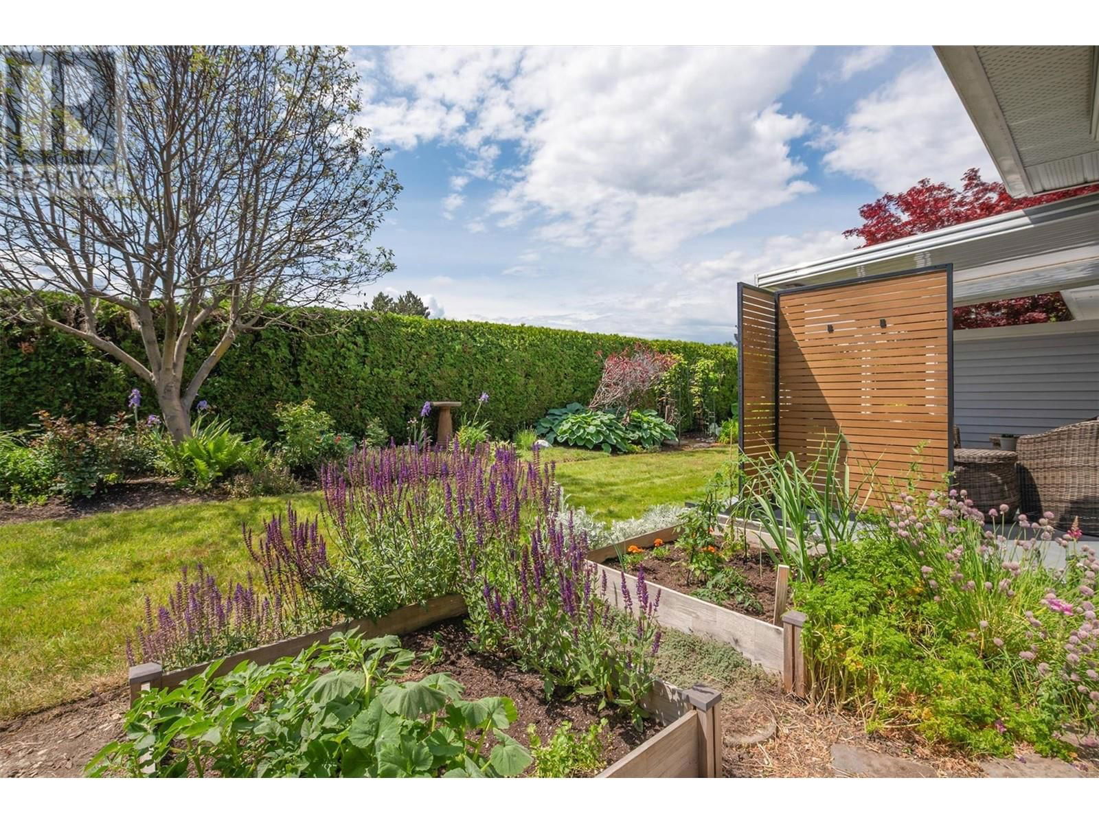 25 - 3370 CASORSO ROAD Image 35