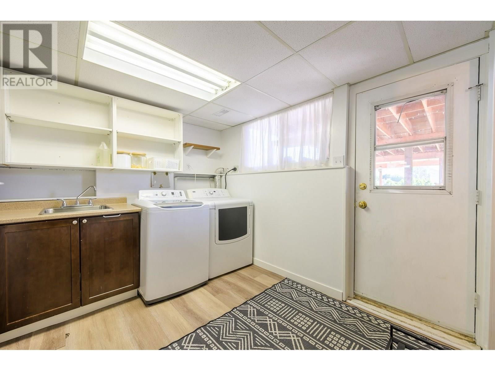 1737 PENNASK TERRACE Image 18