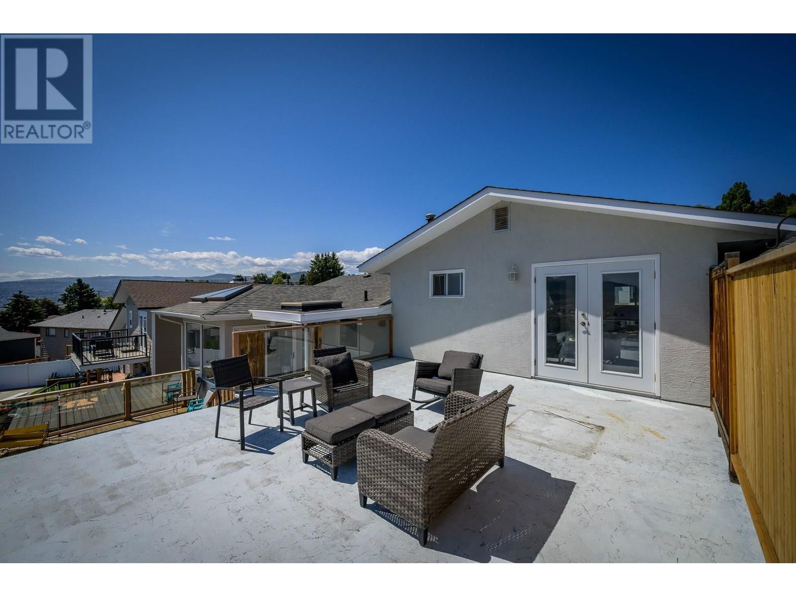 1737 PENNASK TERRACE Image 26