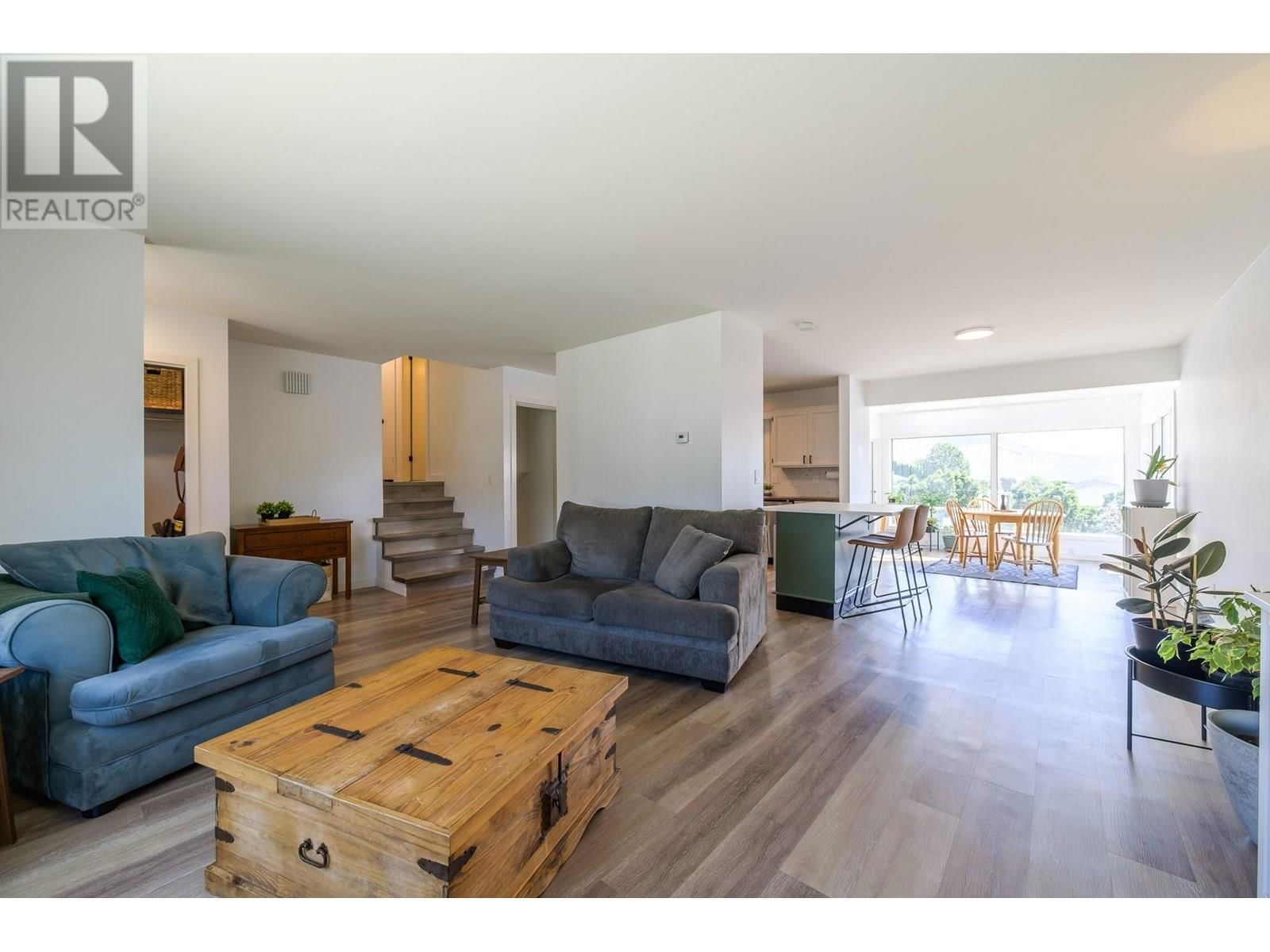 1737 PENNASK TERRACE Image 5