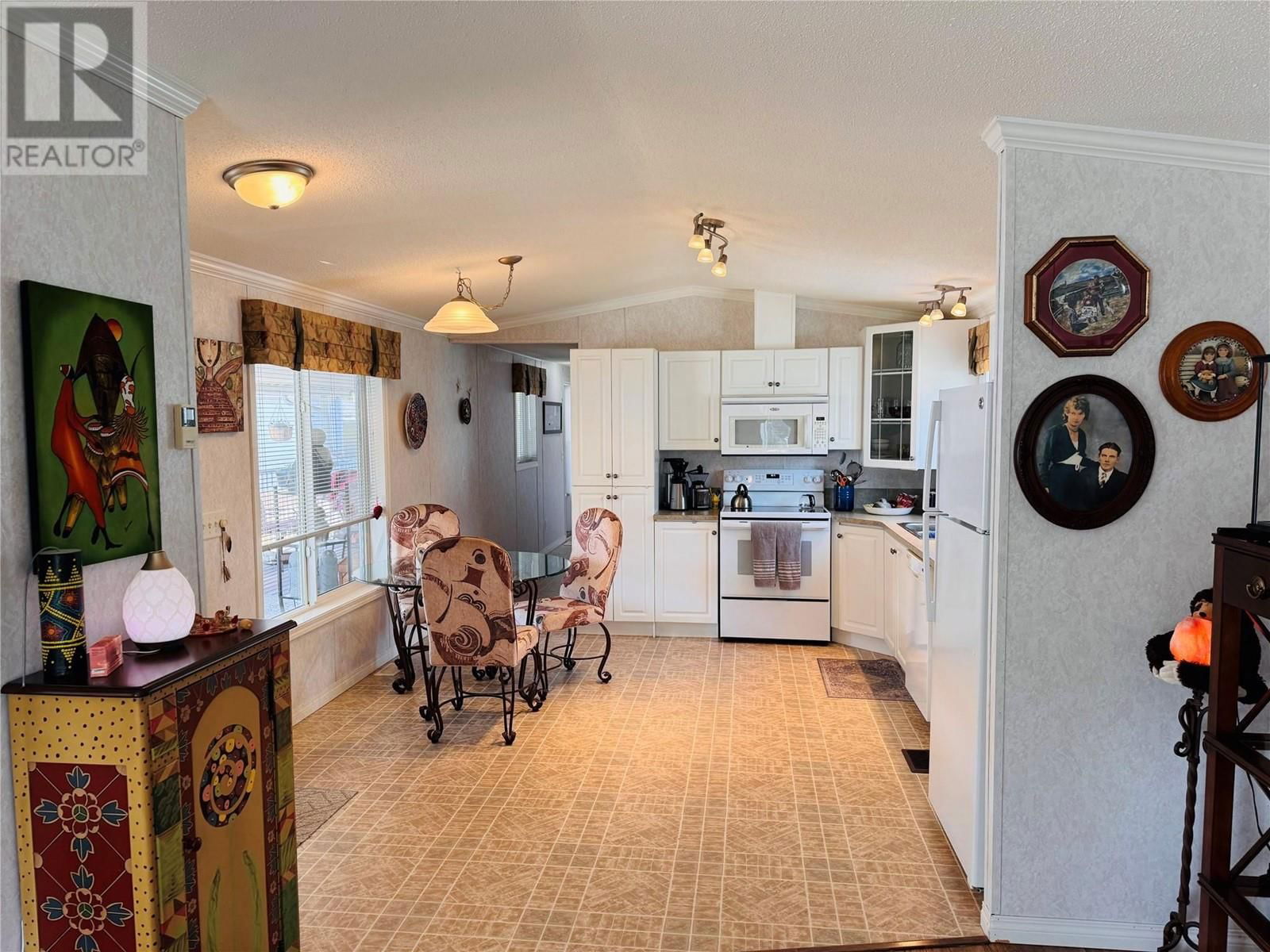 41 - 7225 BOUNDARY DRIVE Image 12