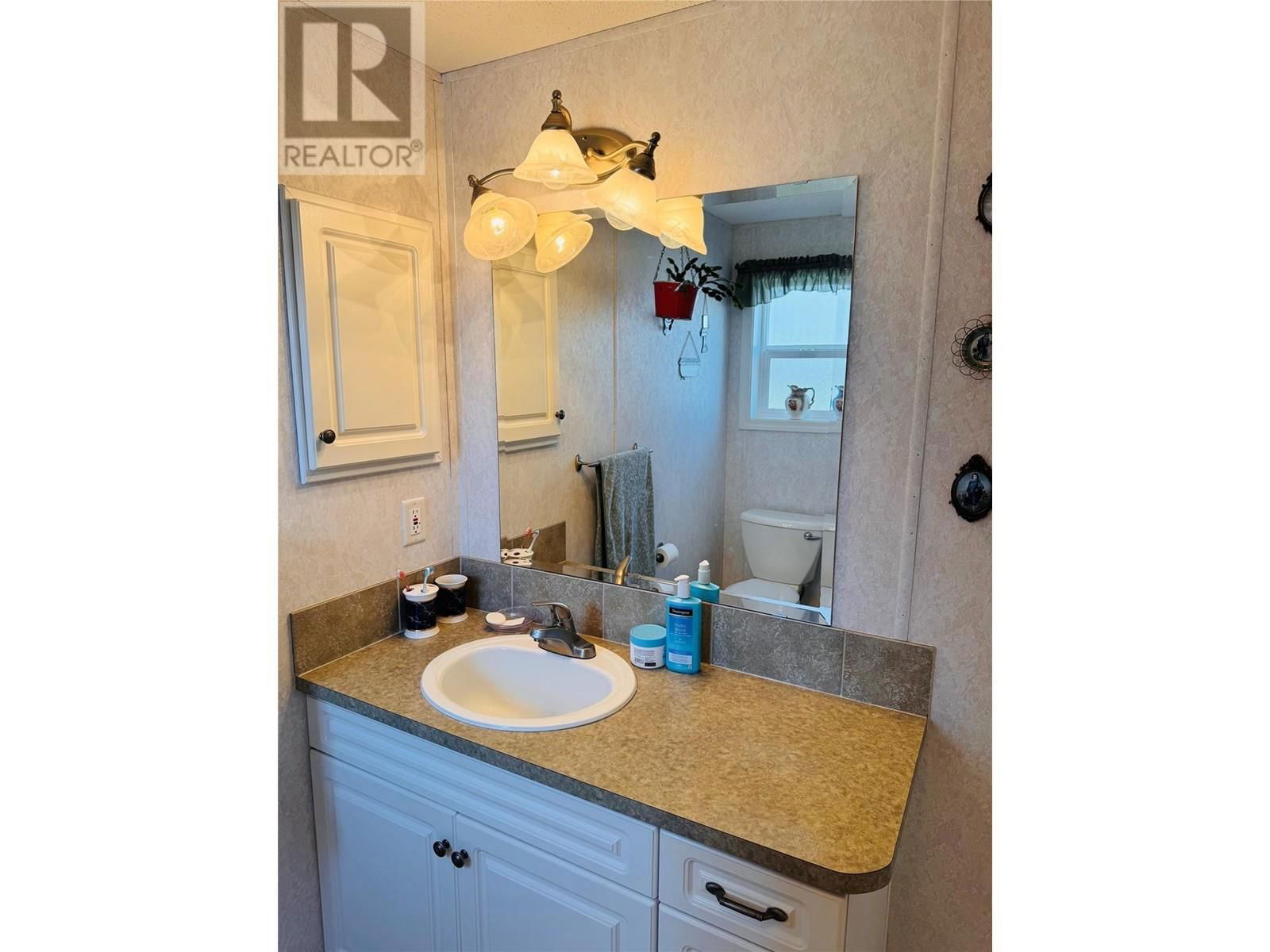 41 - 7225 BOUNDARY DRIVE Image 20
